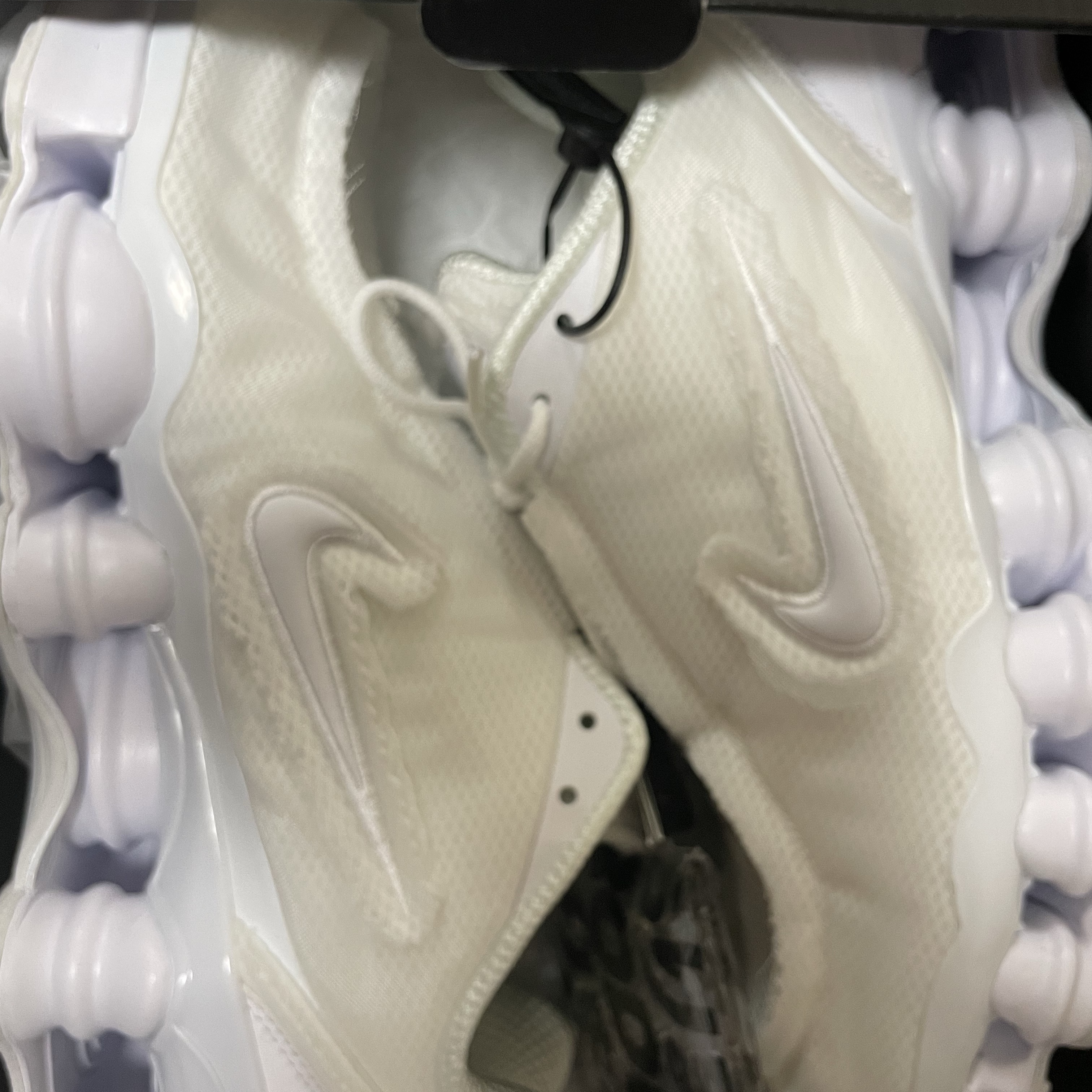 (W) Nike x Comme des Garcons Shox TL White 착용 스타일