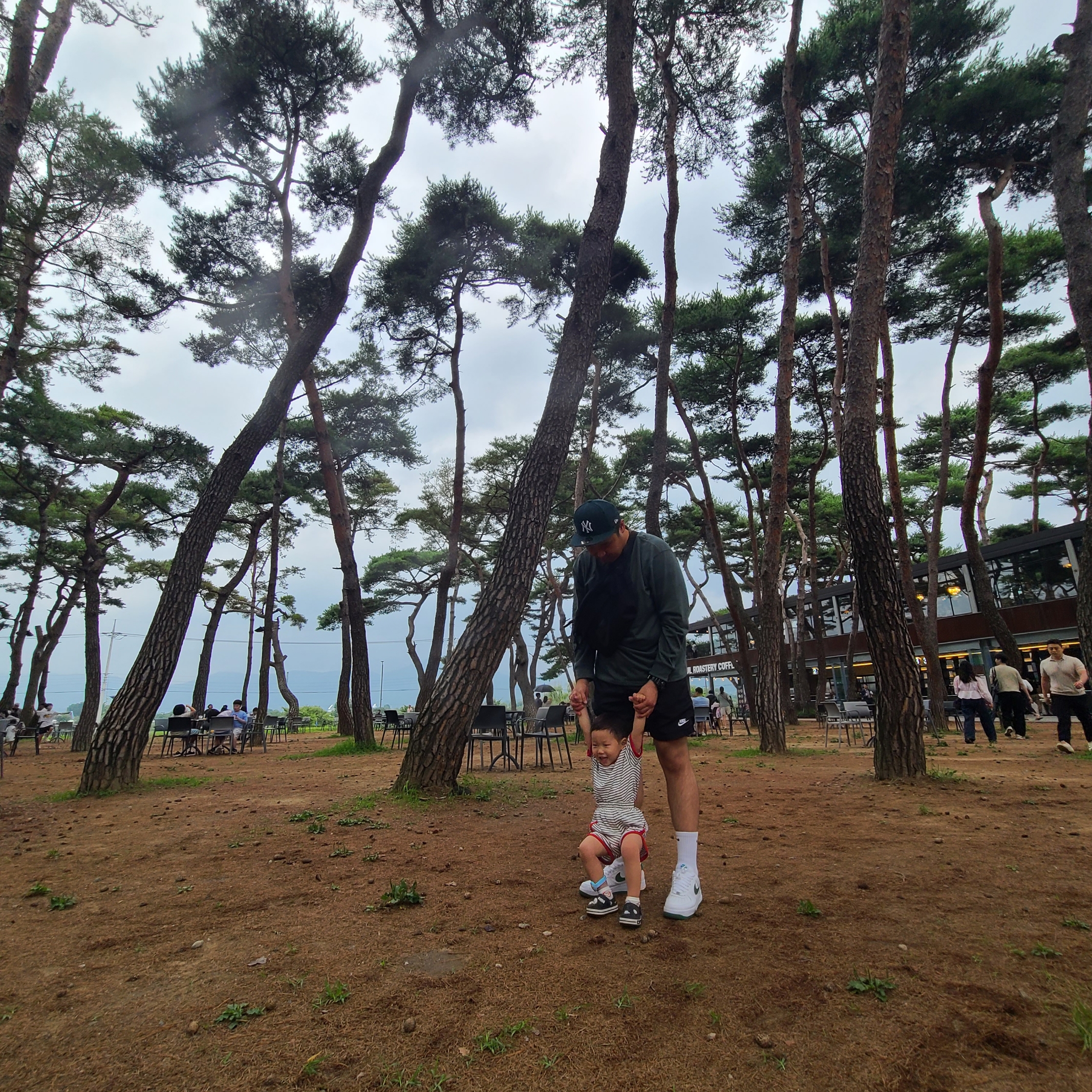 Nike Air Force 1 '07 White Malachite, Nike ACG Lungs Long Sleeve T-Shirt Vintage Green - Asia 착용 스타일 - 1