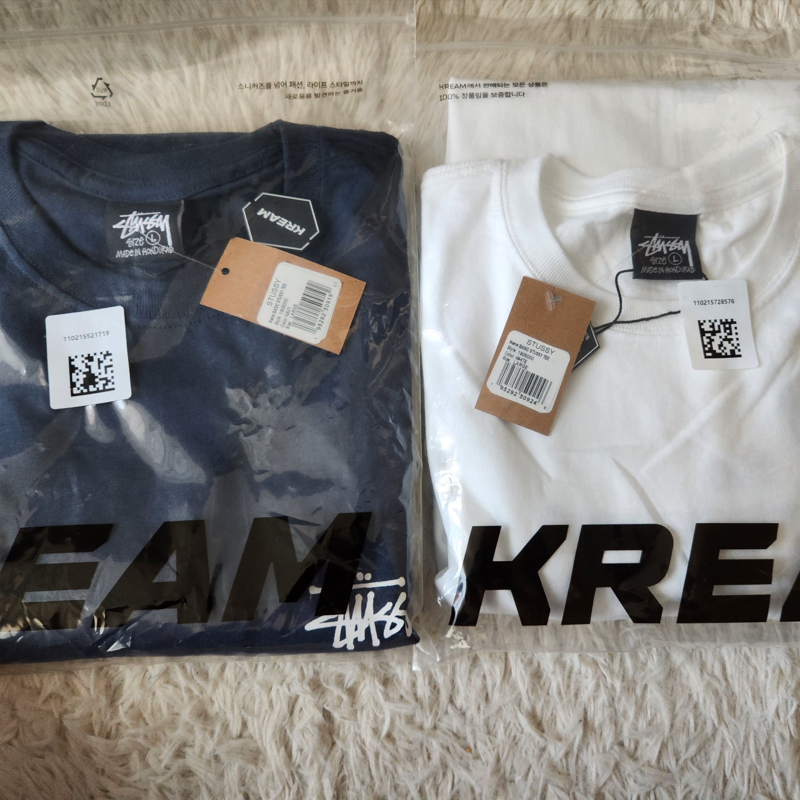 Stussy Basic Stussy T-Shirt Navy 2024, 2025, Stussy Basic Stussy T-Shirt White 2024, 2025 착용 스타일