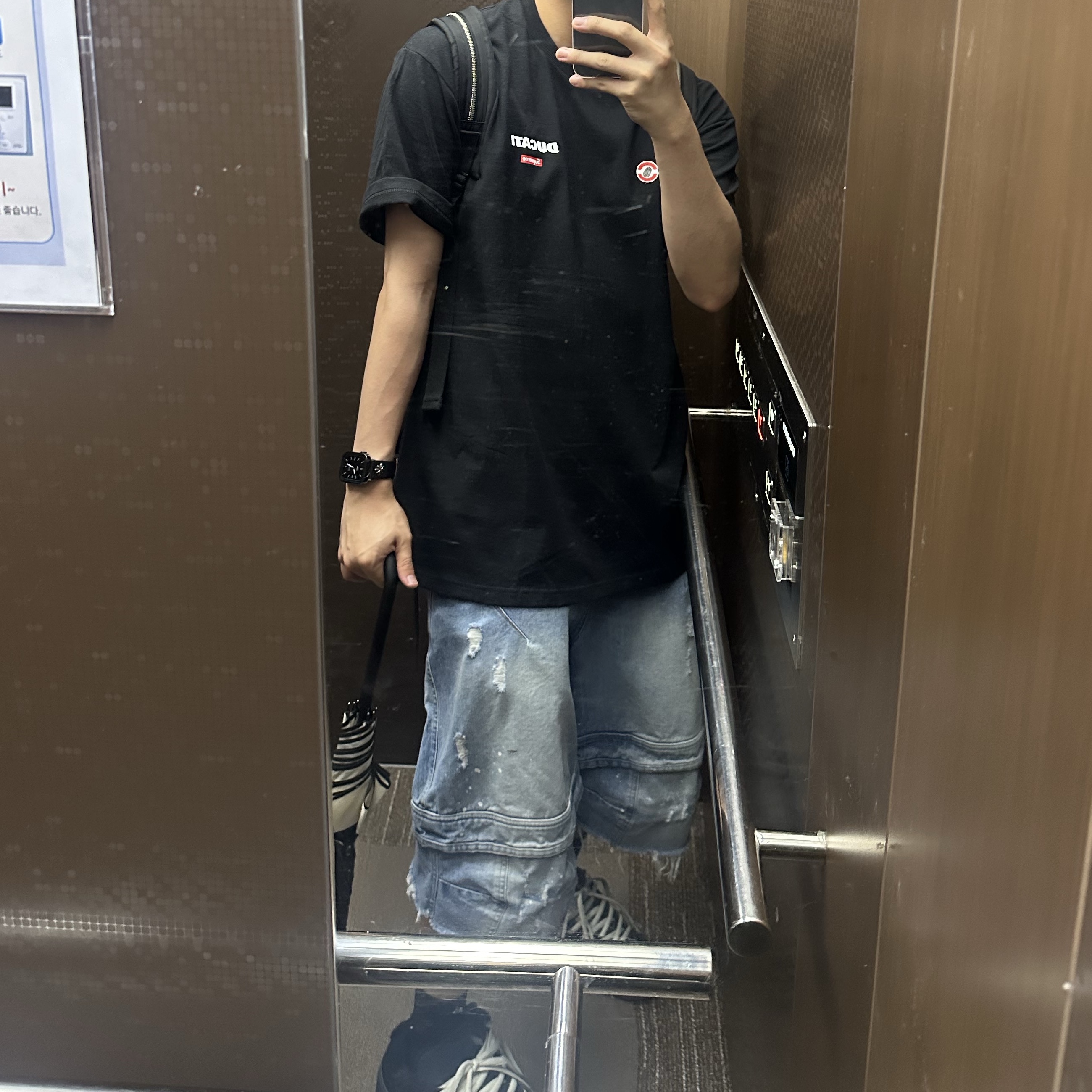 Nonnod Back Detail T-shirt Washed Black, Supreme x Ducati Logos T-Shirt Black - 24SS 착용 스타일 - 2