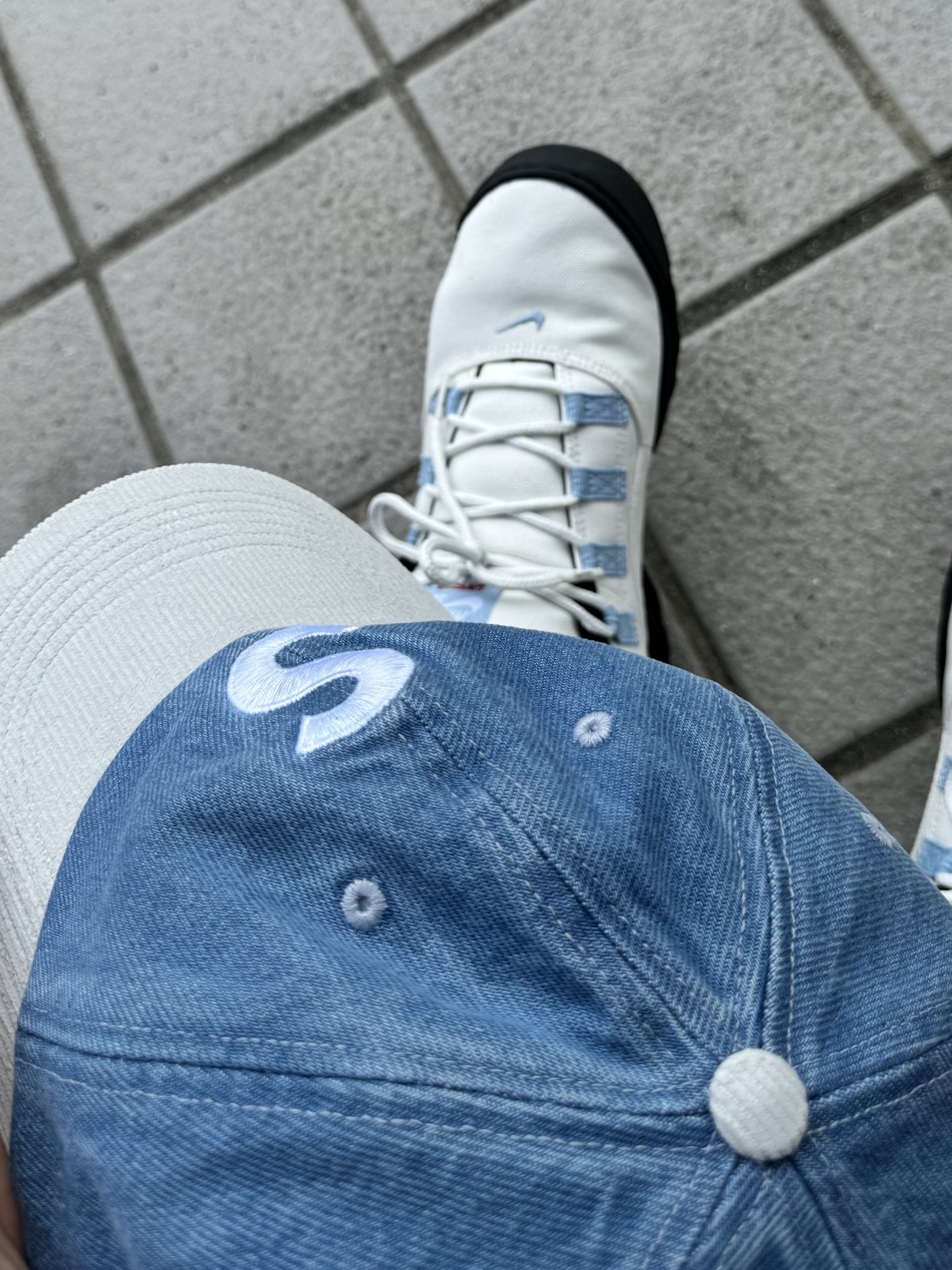 Nike x Supreme SB Darwin Low White, Wooyoungmi Cotton Back Logo T-Shirt Blue - 23SS 착용 스타일 - 2
