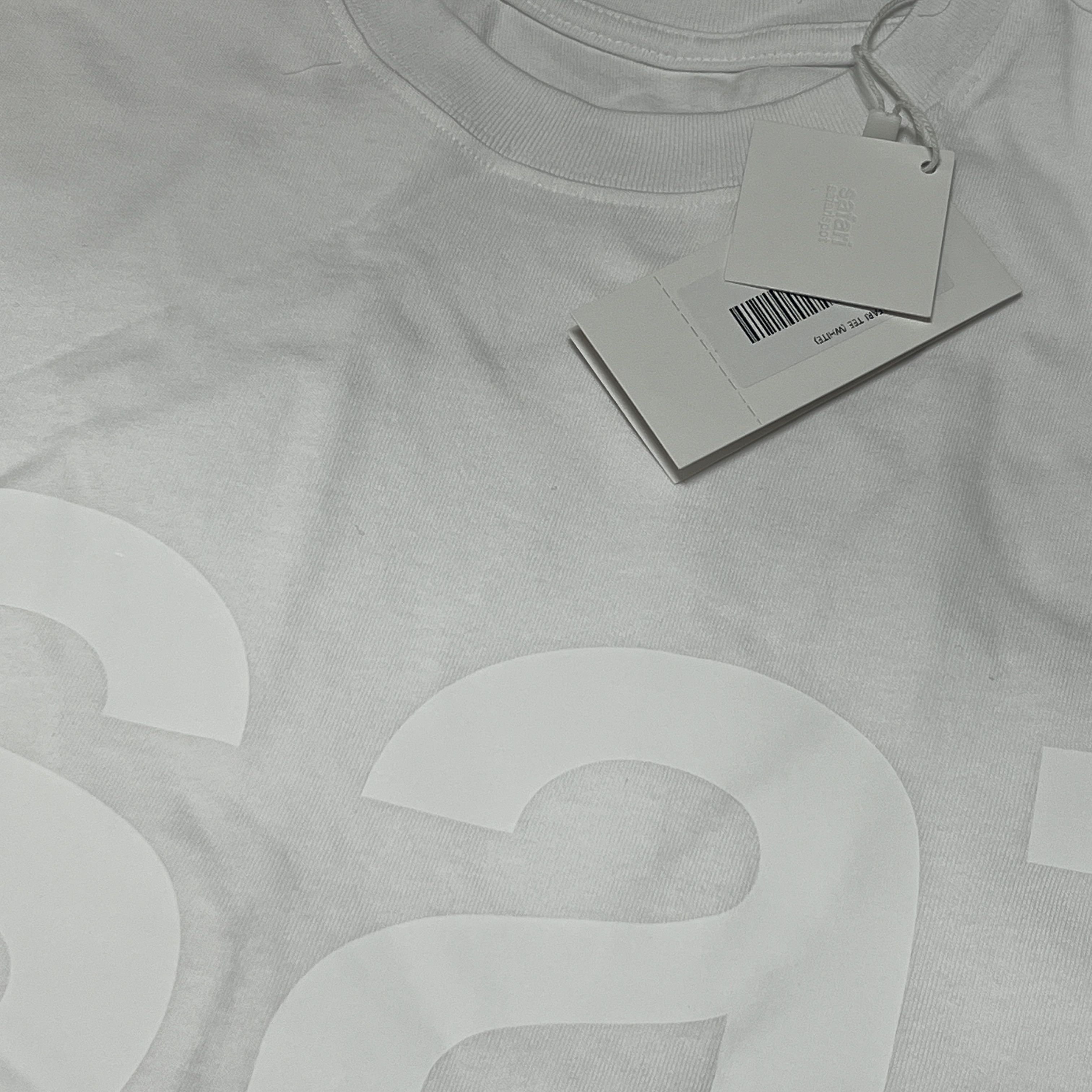 [KREAM 단독] Safarispot Ticketing Stripe Border Tee Gray, [예약 배송][KREAM 단독] Safarispot Basic Safari T-Shirt White 착용 스타일 - 4