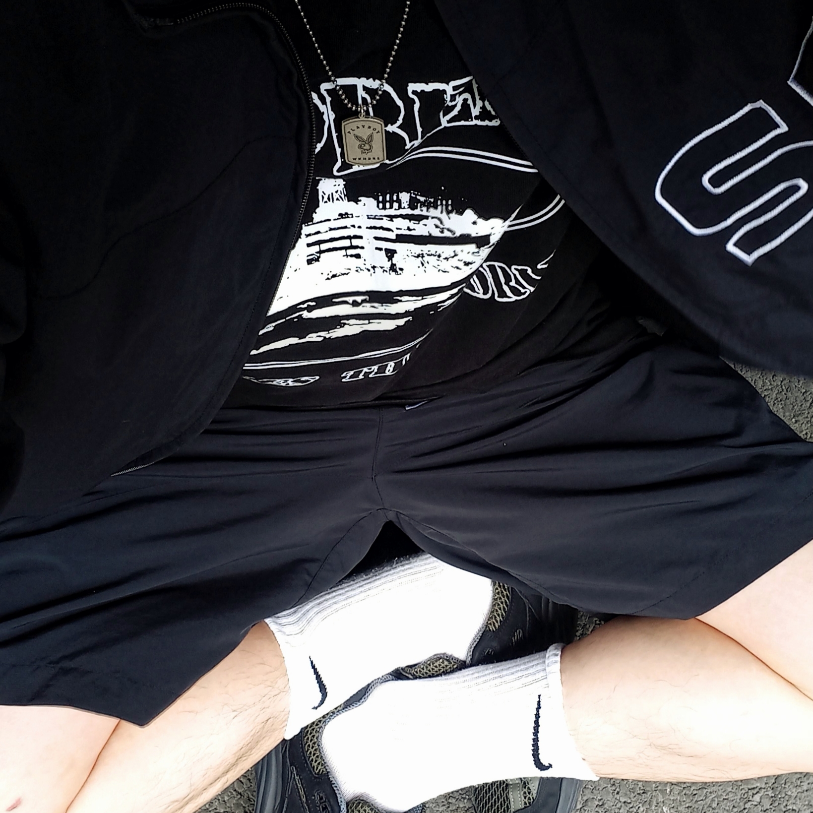 Supreme Curve Track Jacket Black - 24SS, Supreme Curve Nylon Short Black - 24SS 착용 스타일 - 4