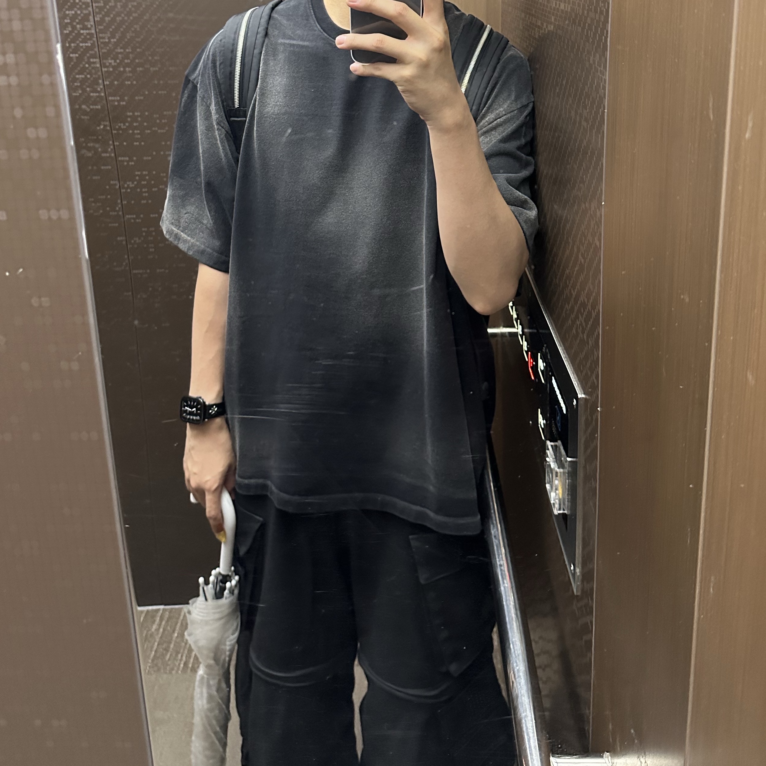 Nonnod Back Detail T-shirt Washed Black, Supreme x Ducati Logos T-Shirt Black - 24SS 착용 스타일 - 1