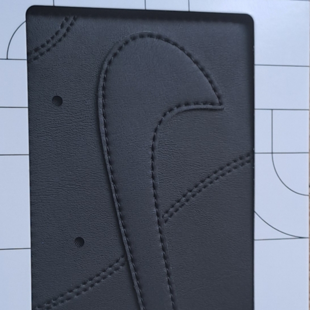 Nike Icon Air Force 1 Card Wallet Black 착용 스타일
