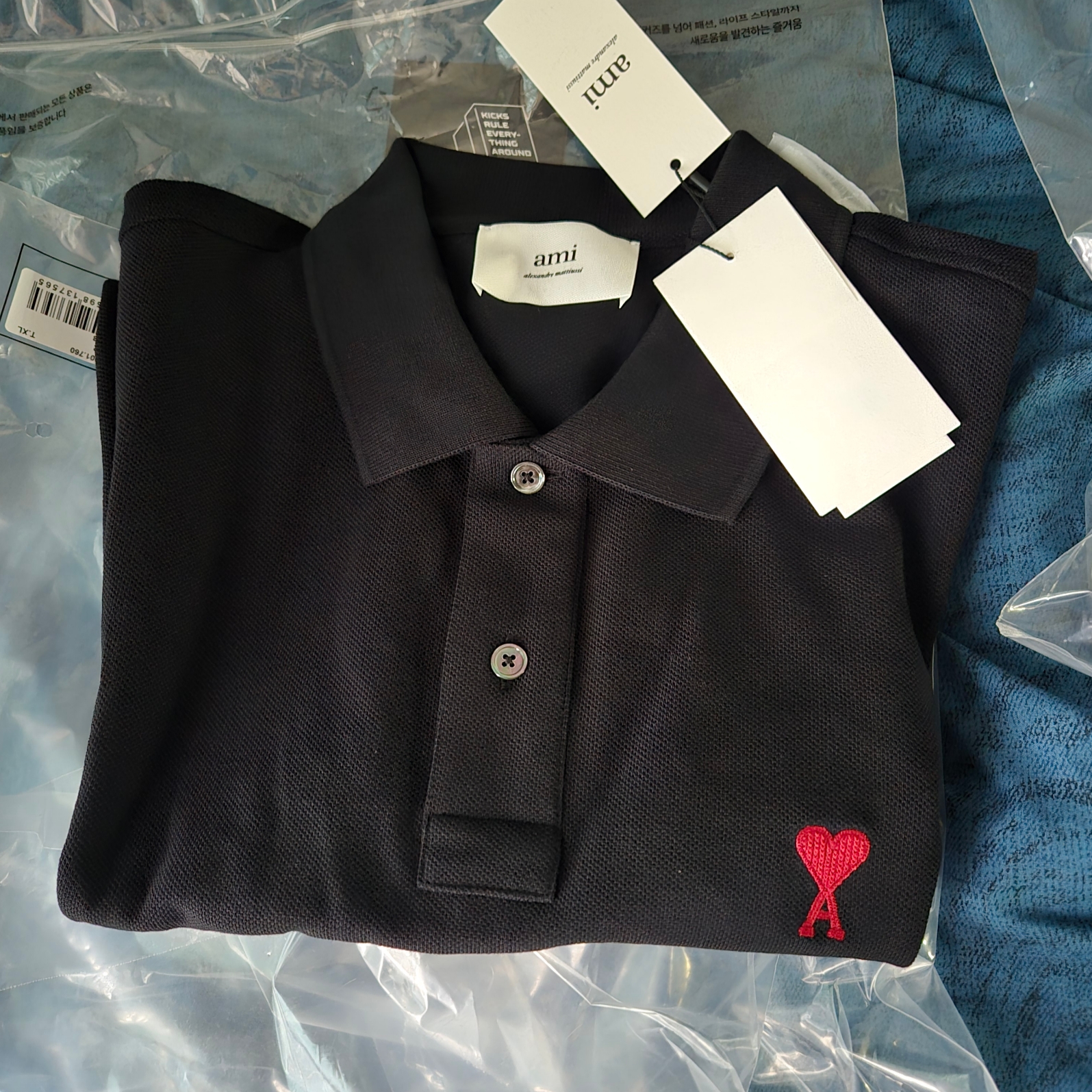 AMI de Coeur Polo Shirt Black 착용 스타일
