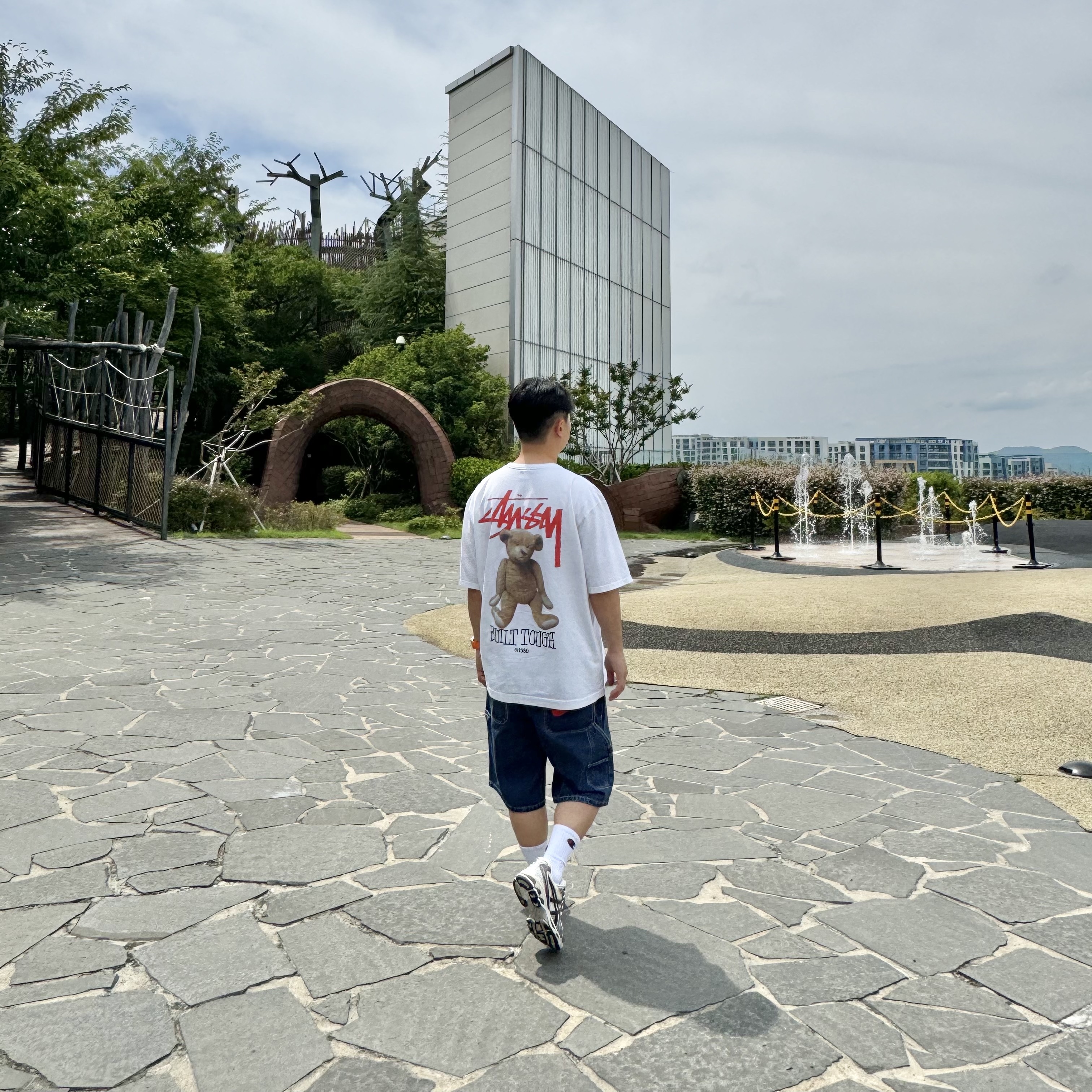 Asics Gel-Kayano 14 Cream Black, Supreme x Nike Denim Short Indigo - 24SS 착용 스타일 - 2