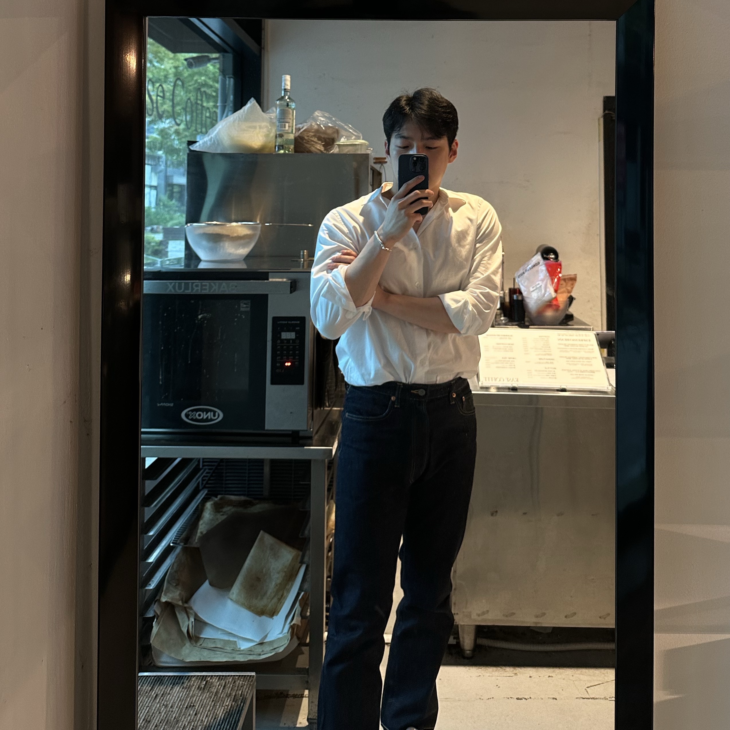 Play Comme Des Garcons Black Heart Classic Shirt White 착용 스타일