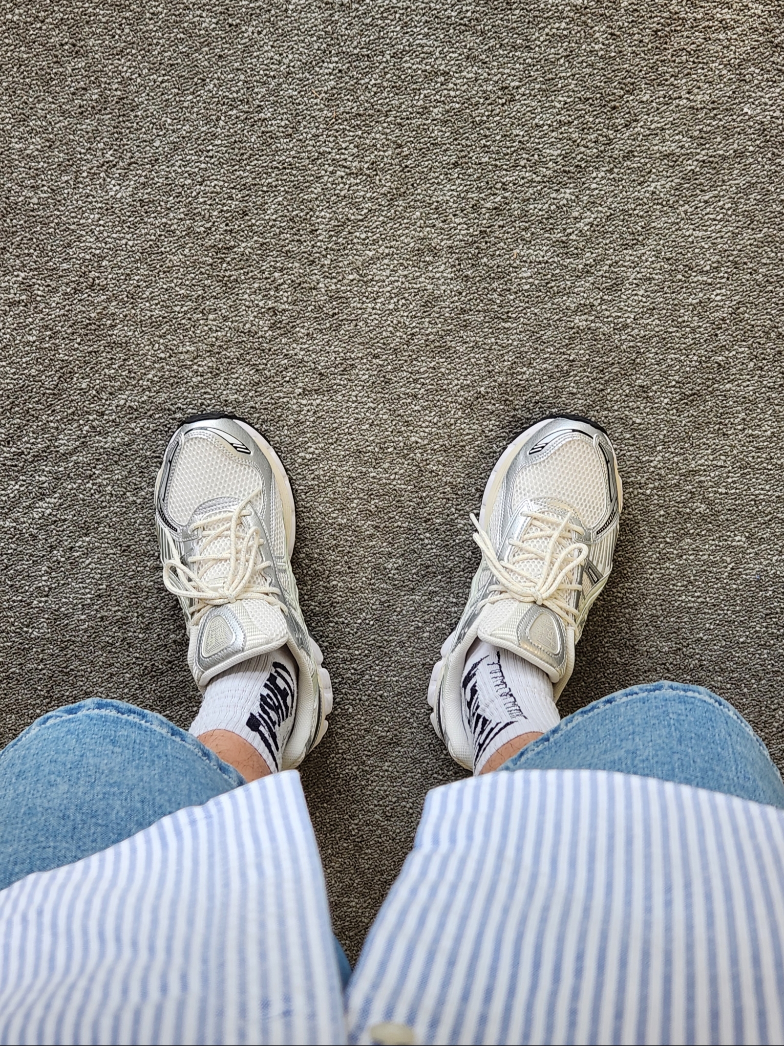 Asics x Ronnie Fieg Gel-Kayano 12.1 Cream Pure Aqua 착용 스타일 - 3