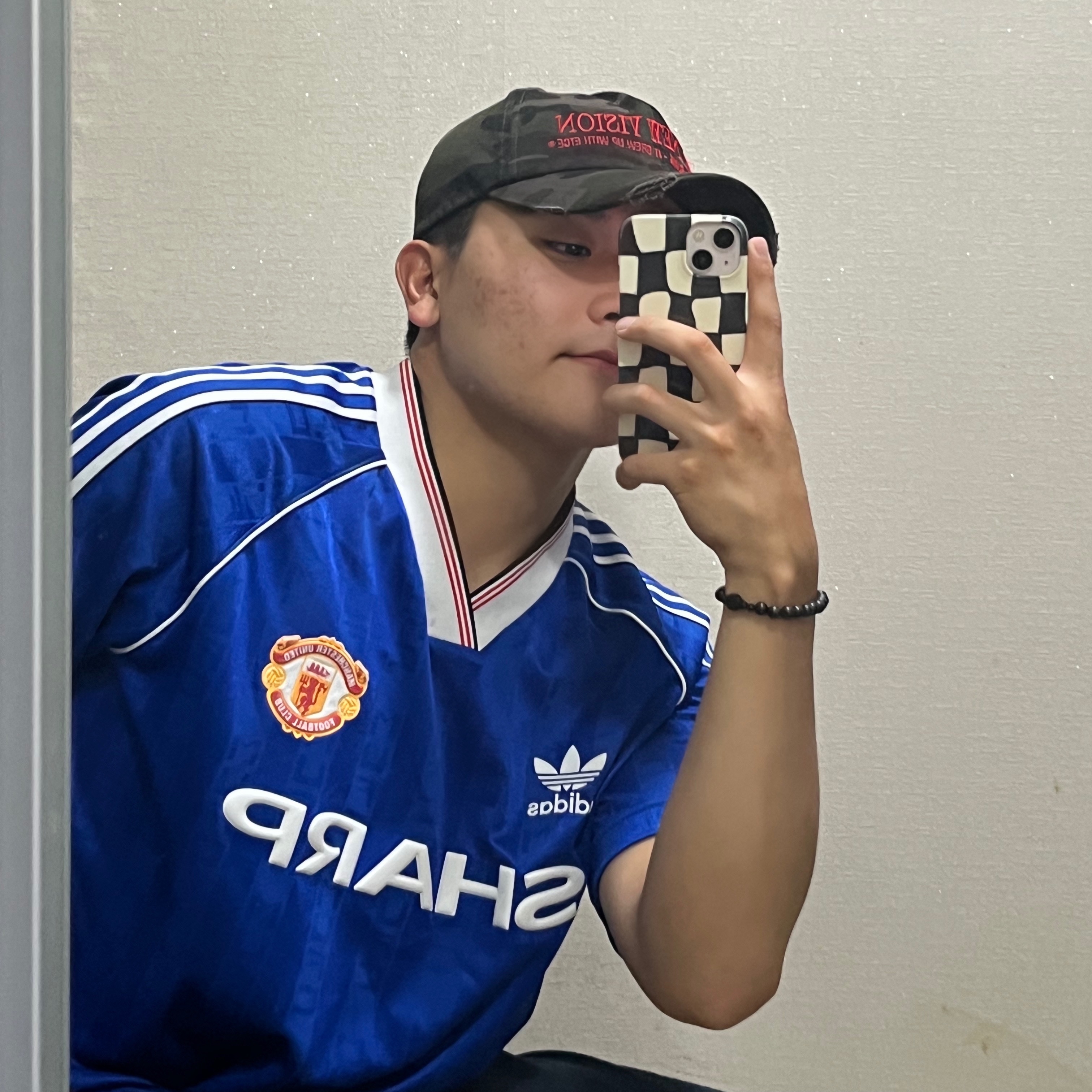 Adidas Manchester United 1988/90 Jersey Collegiate Royal - US Sizing, Adidas Superstar Core Black White 착용 스타일 - 2