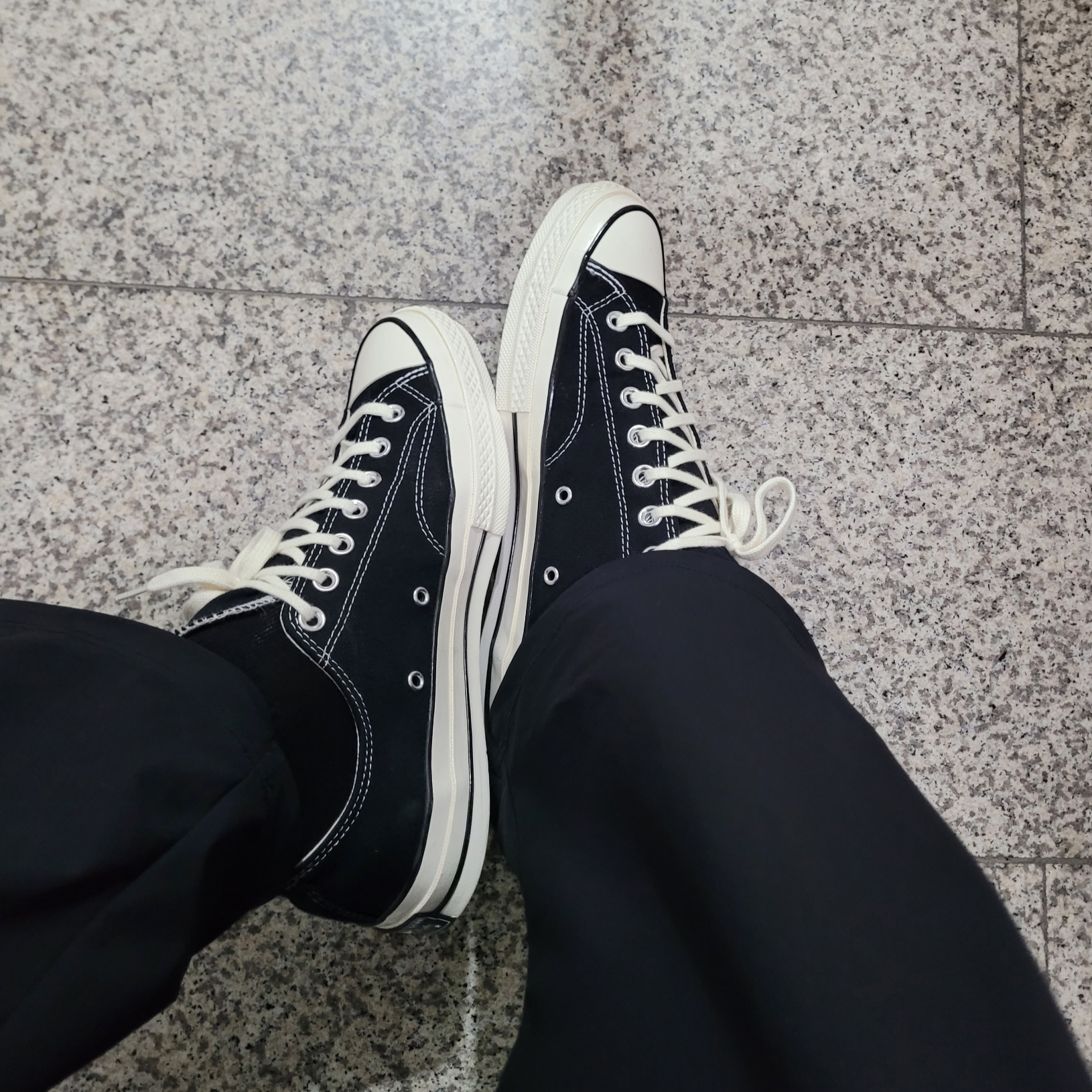 Converse Chuck 70 Ox Black - Standard 착용 스타일
