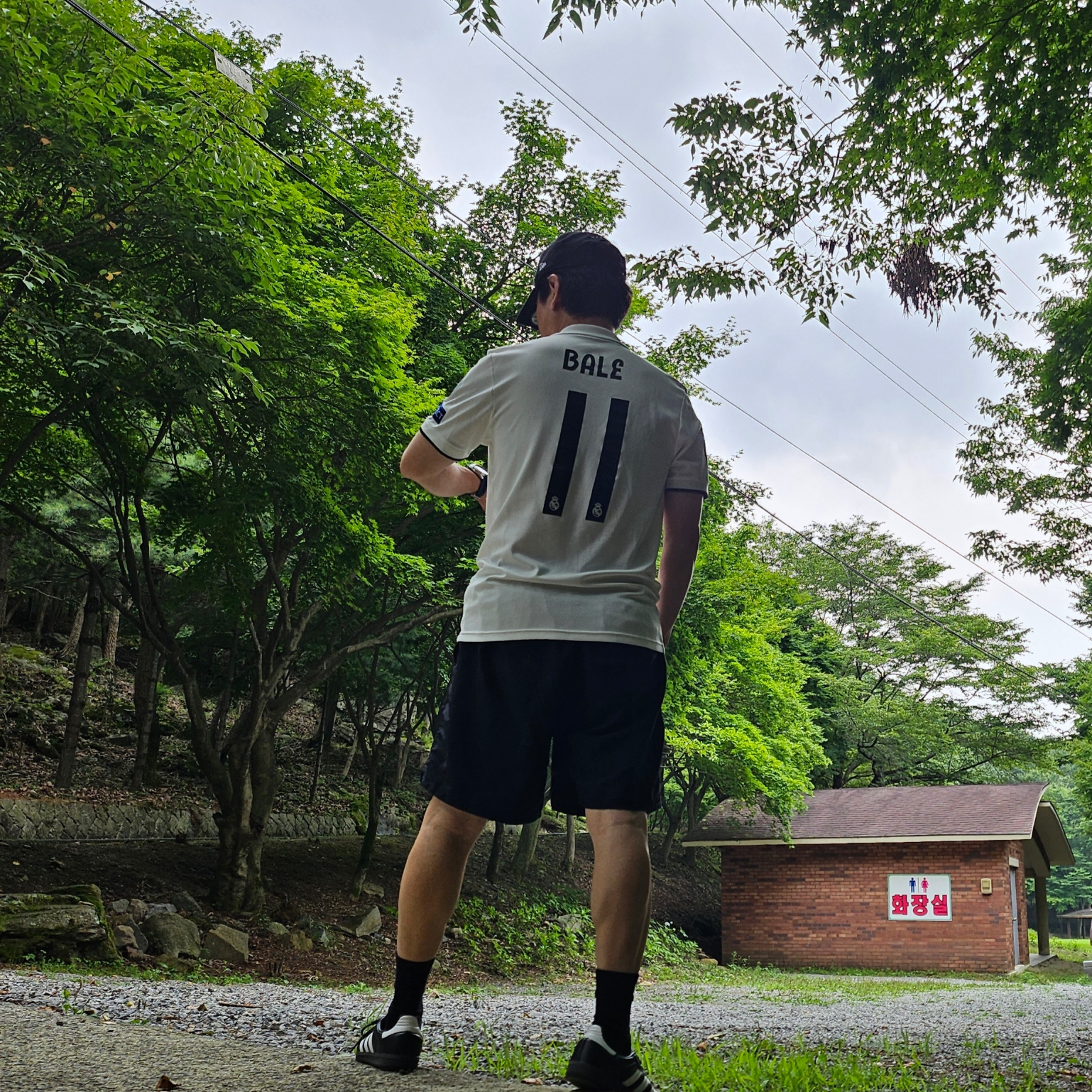 Adidas Samba OG Black White Gum, Stussy Big Basic Water Shorts Black 착용 스타일 - 4