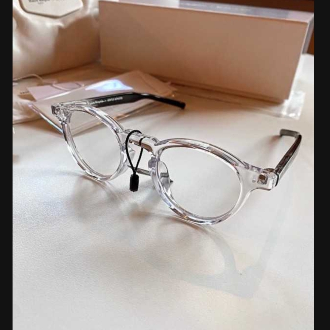 Gentle Monster x Maison Margiela MM112 Translucent Clear 착용 스타일 - 9