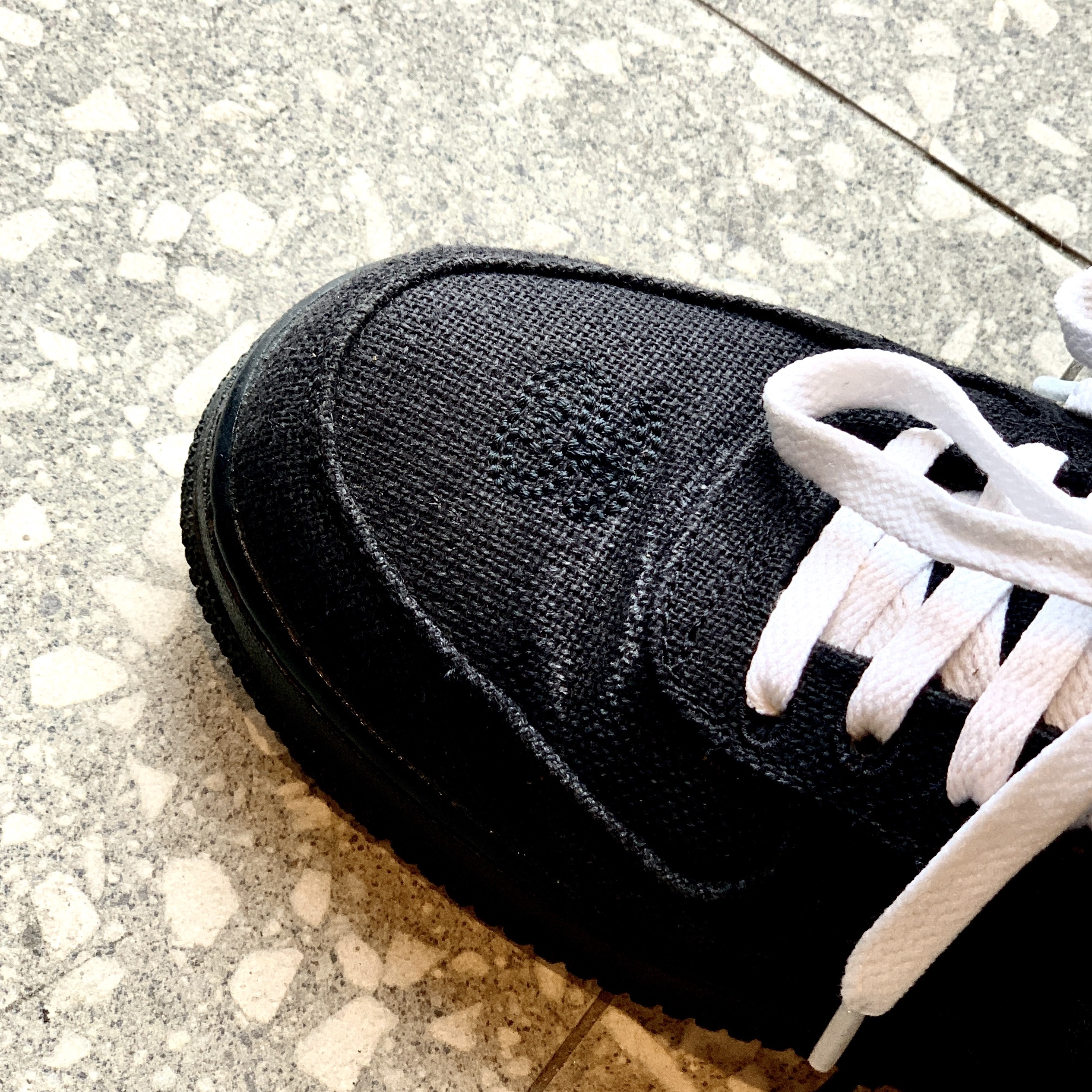 Nike x Stussy Air Force 1 Low Triple Black 착용 스타일