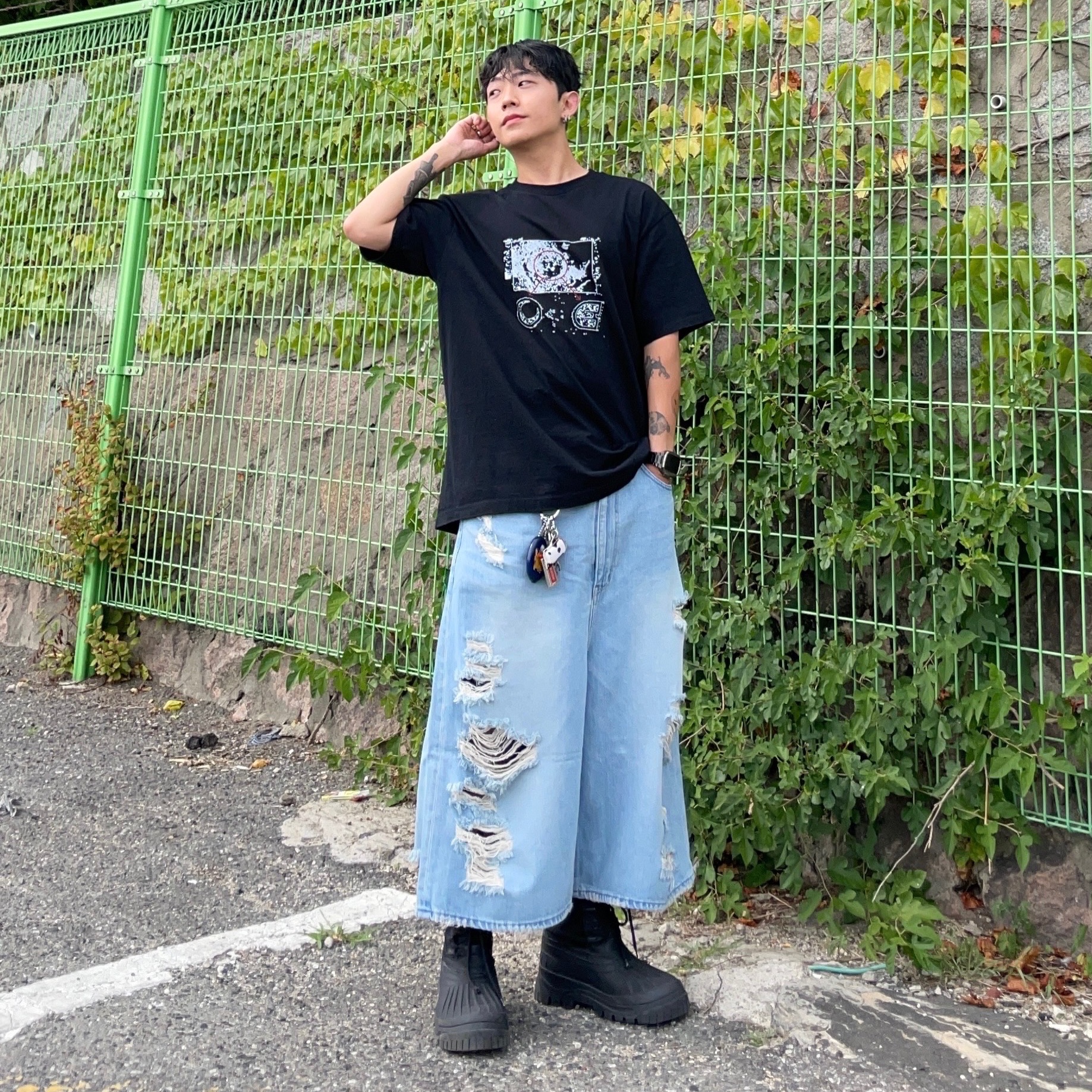 Supreme Metal Lighter Holster - 19SS, Axel Arigato Cryo Combat Boots Black 착용 스타일 - 1
