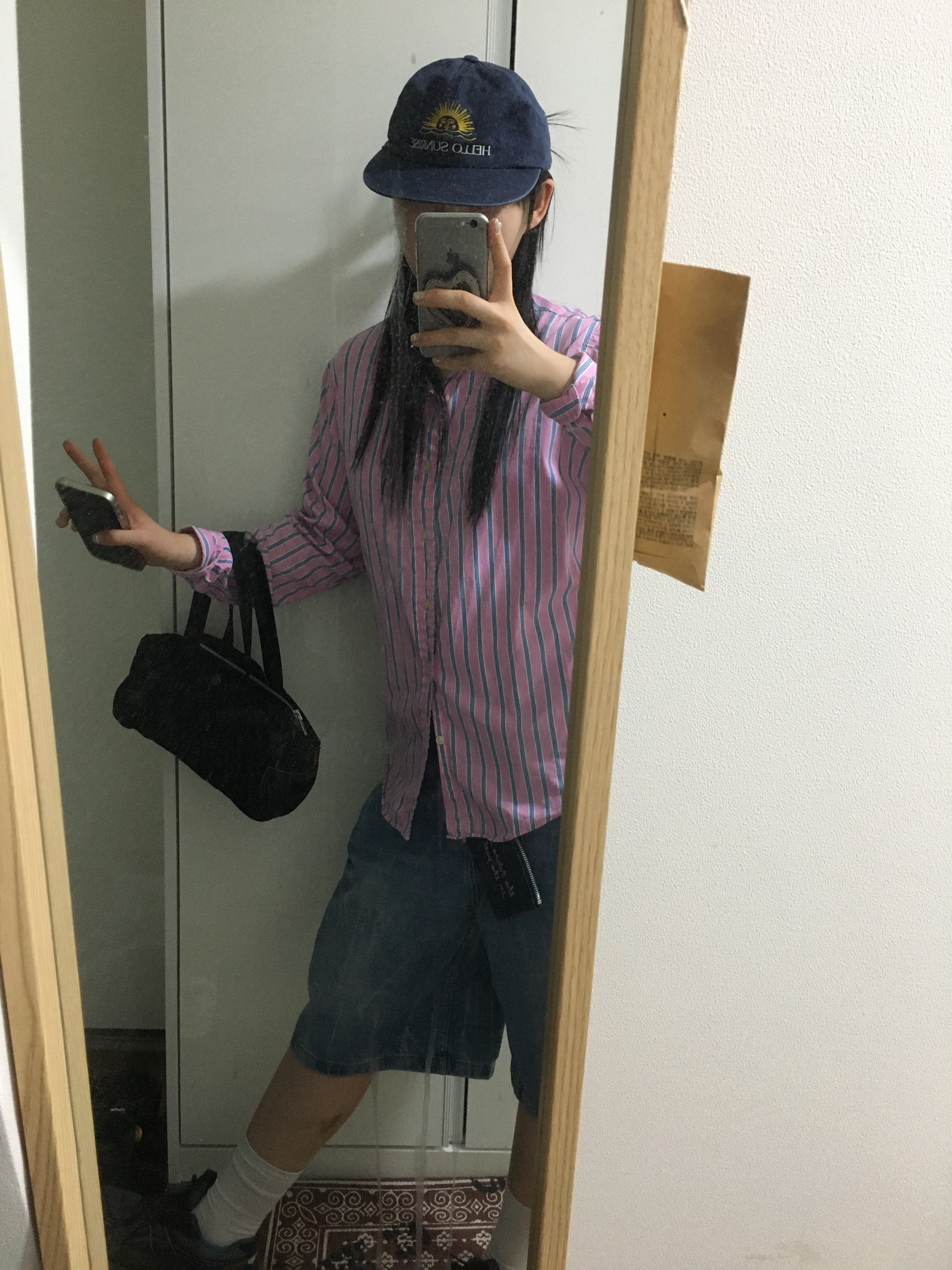 Hello Sunrise Washed Two Tone Logo 6Panel Cap Navy, Millo Archive Denim Bermuda Pants Light Blue 착용 스타일