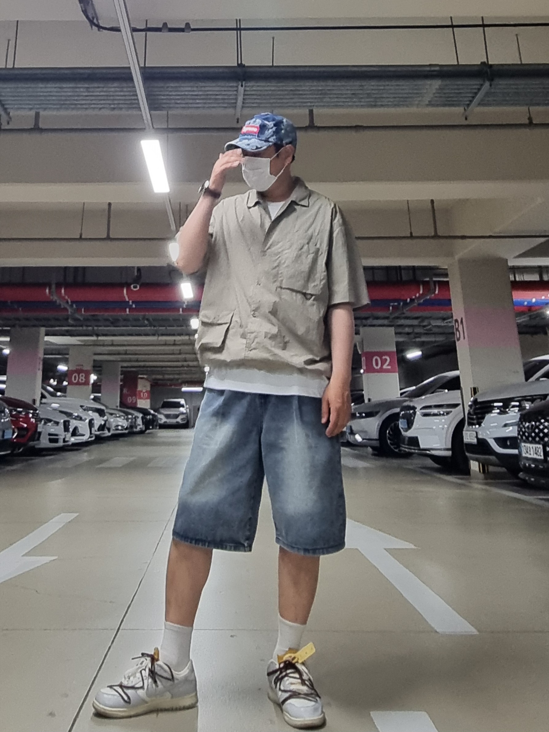 Supreme Flames Jacquard Denim Camp Cap Washed Indigo - 23SS, Nike x Off-White Dunk Low The 50 - Lot 46 착용 스타일 - 2