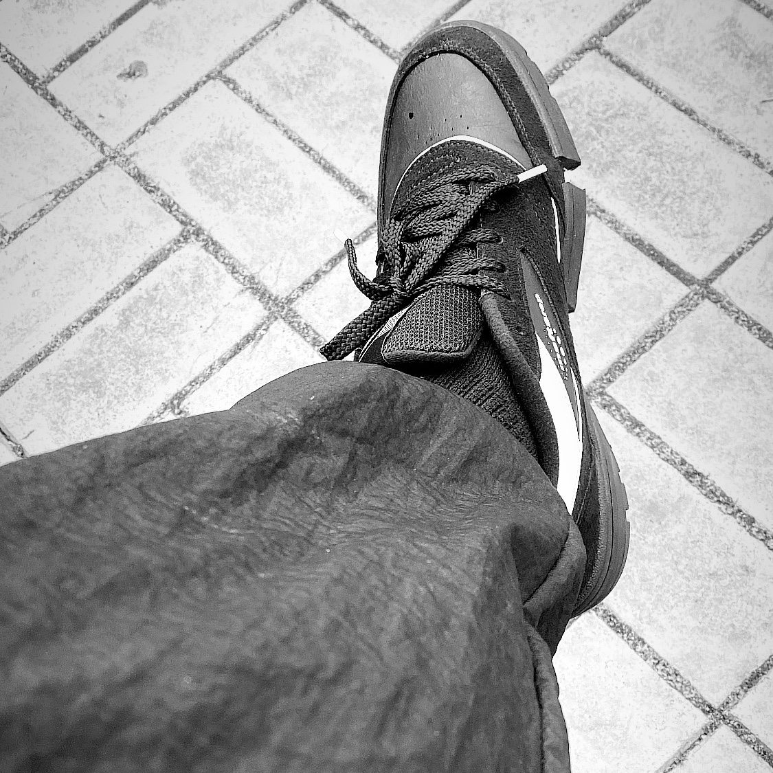 New Balance x Jaden Smith MSFTSrep 0.01 Black 착용 스타일