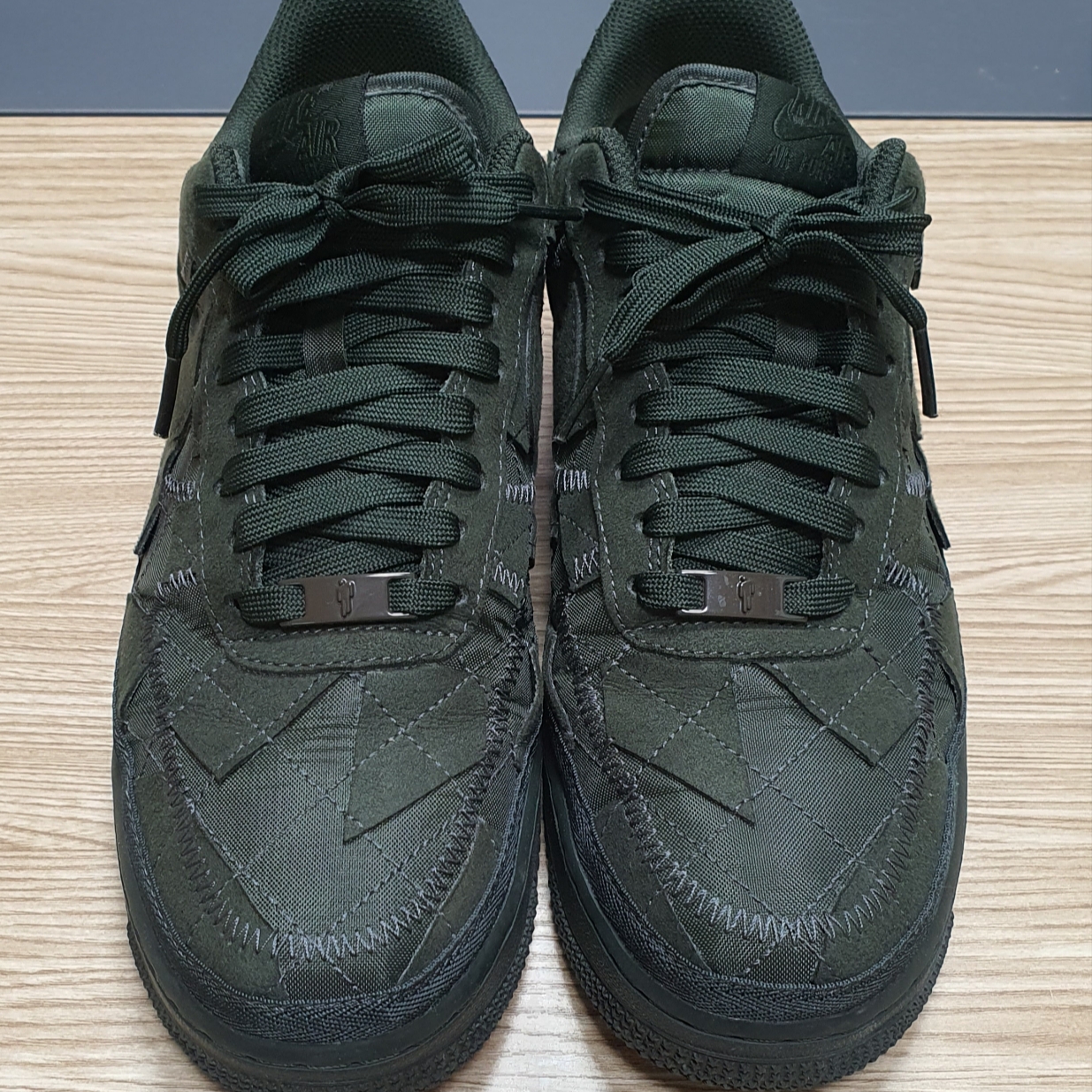 Nike x Billie Eilish Air Force 1 Low '07 SP Sequoia 착용 스타일 - 1