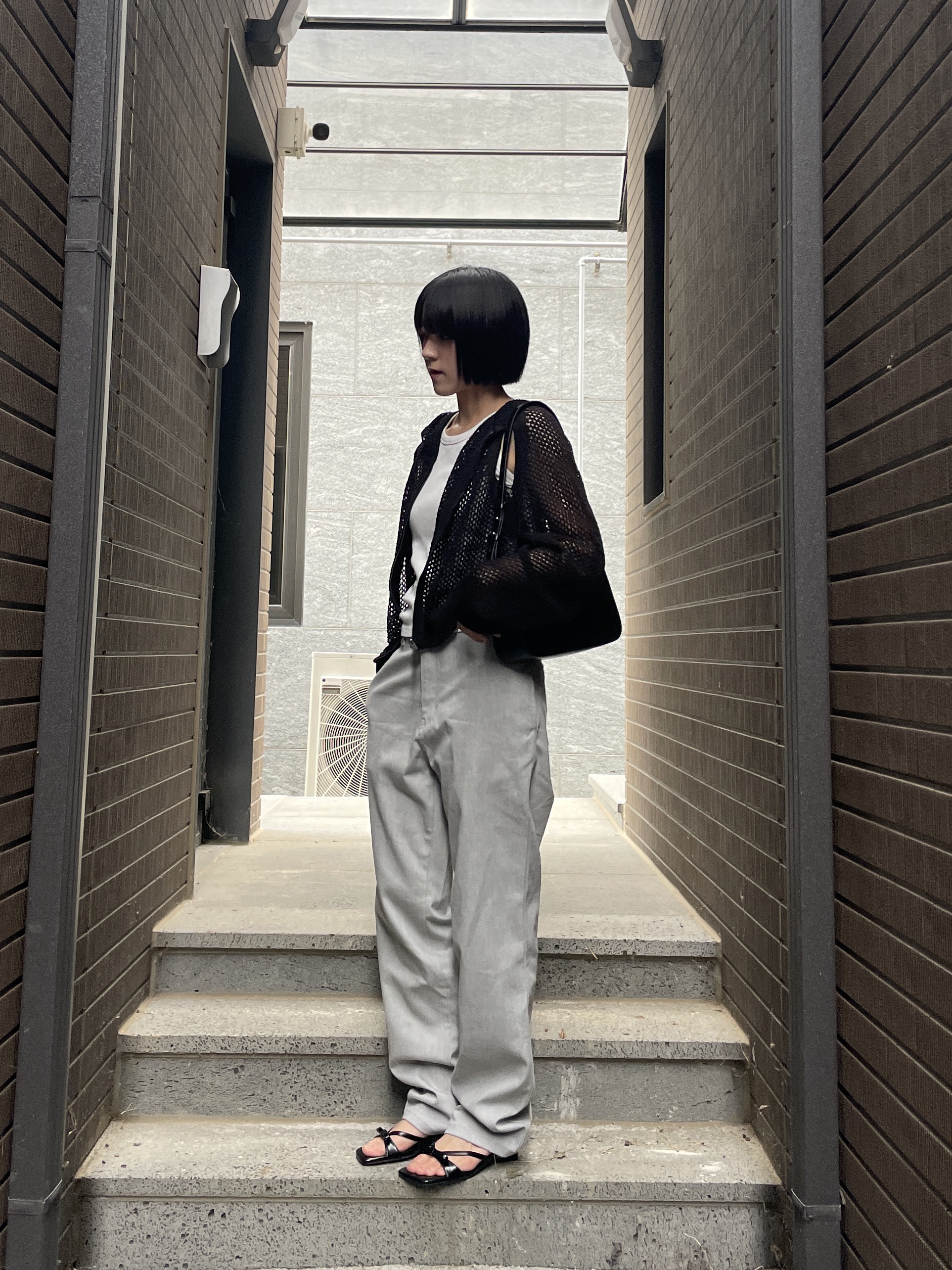 Unknown Blue Back Circle Top White 착용 스타일