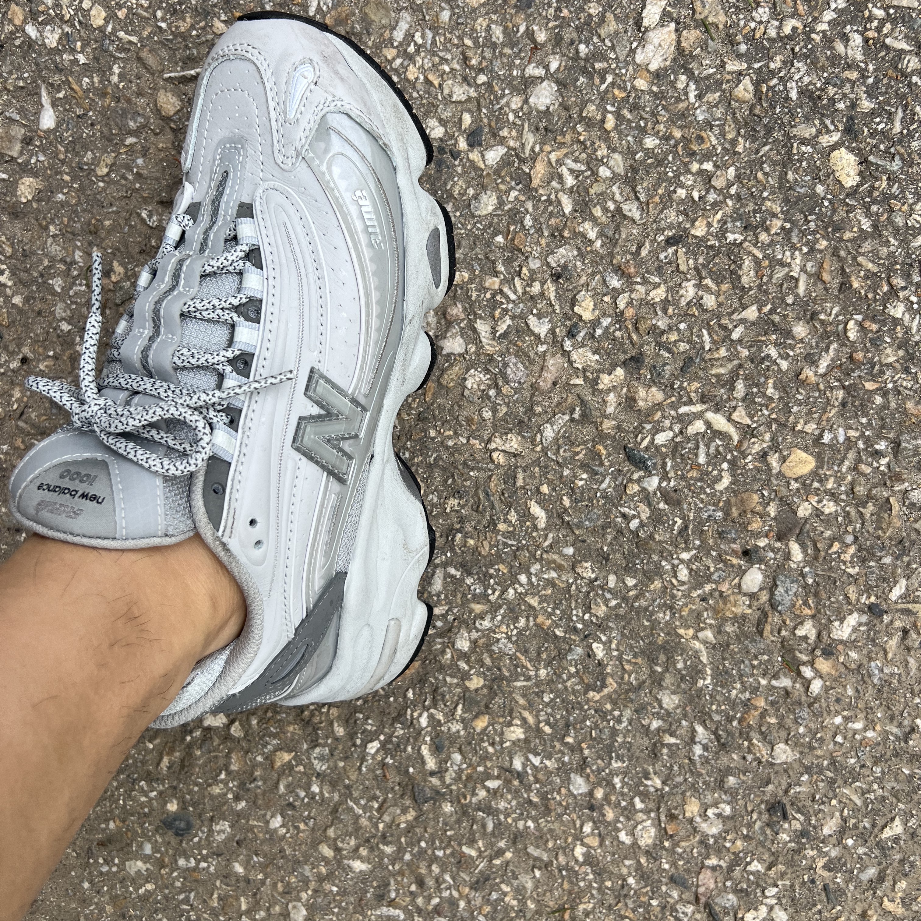 New Balance x Aime Leon Dore 1000 Grey 착용 스타일