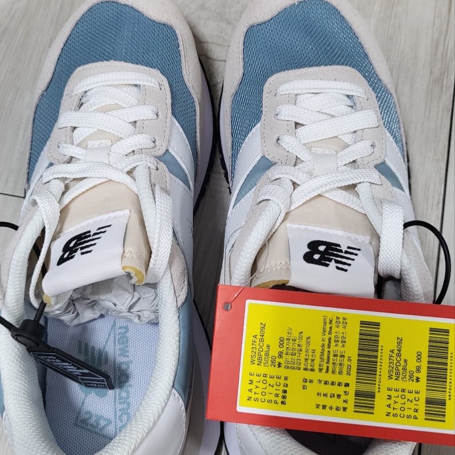 (W) New Balance 237 Sea Salt Ocean Haze 착용 스타일 - 2