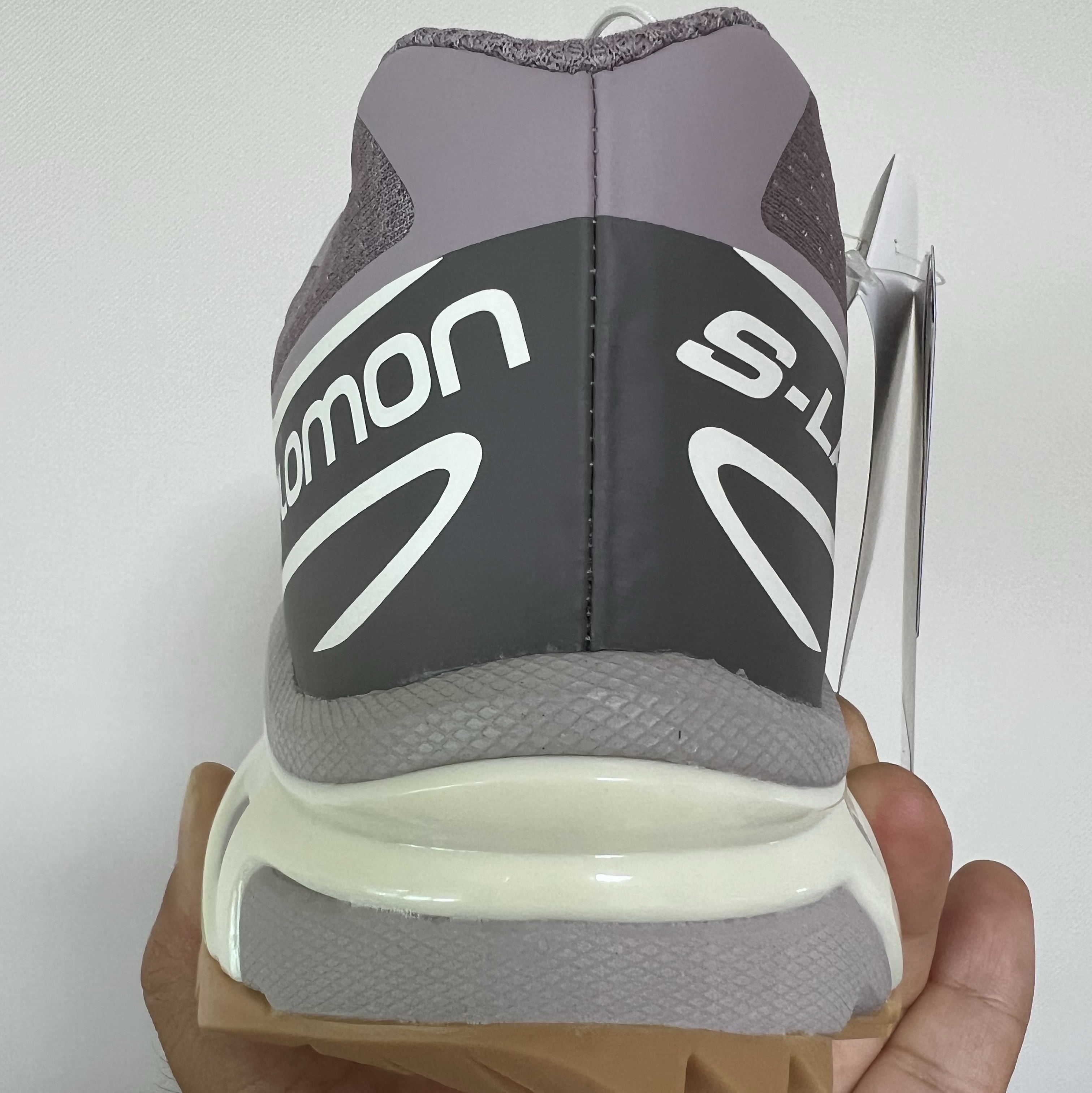 Salomon XT-6 Quail Plum Kitten 착용 스타일 - 3