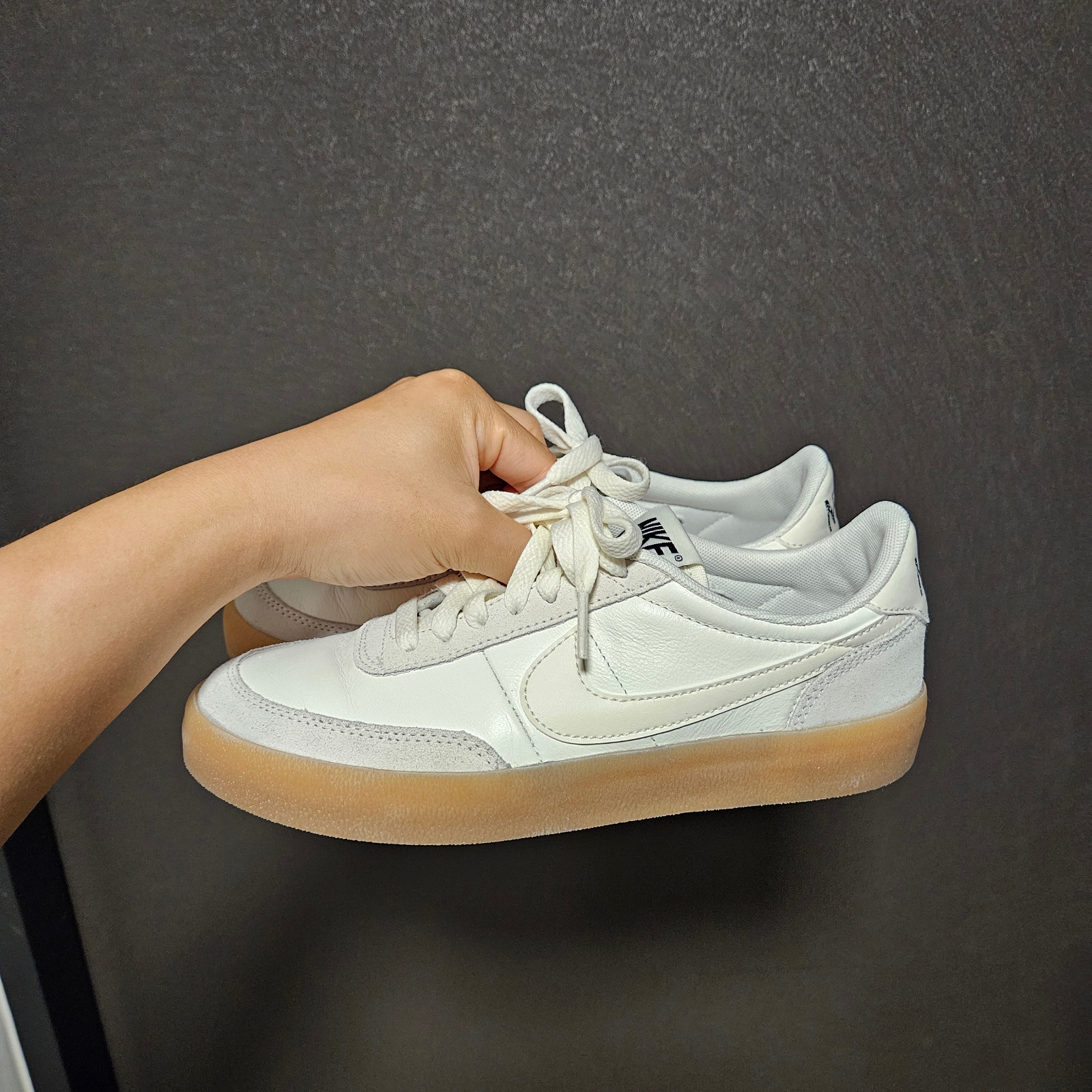 (W)  Nike Killshot 2 Sail Gum 착용 스타일