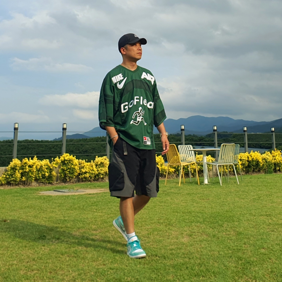 Jordan 1 Low SE New Emerald, Nike ACG Trail Cap Black 착용 스타일 - 6