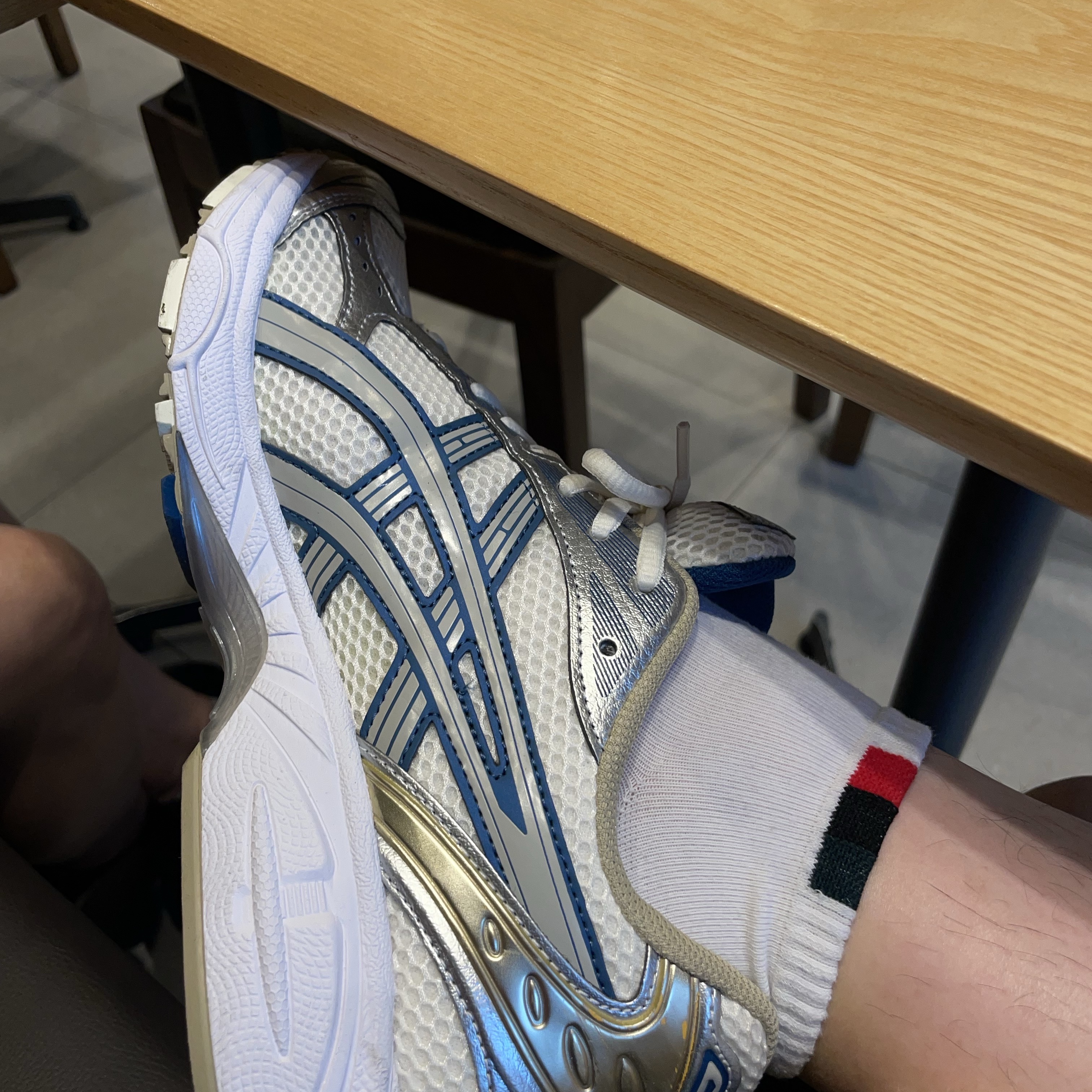 Asics Gel-Kayano 14 Cream Pure Silver 착용 스타일