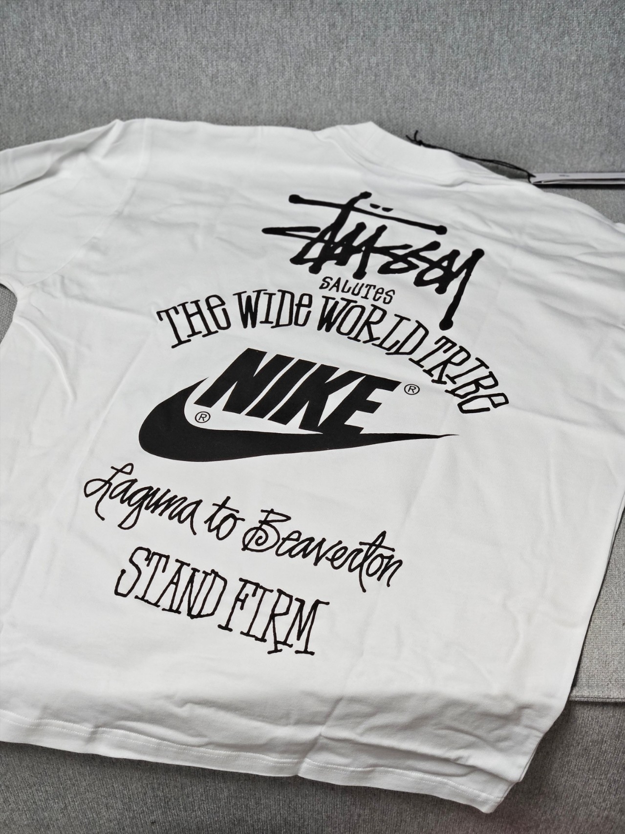 Nike x Stussy T-Shirt White (DV1774-100) 착용 스타일