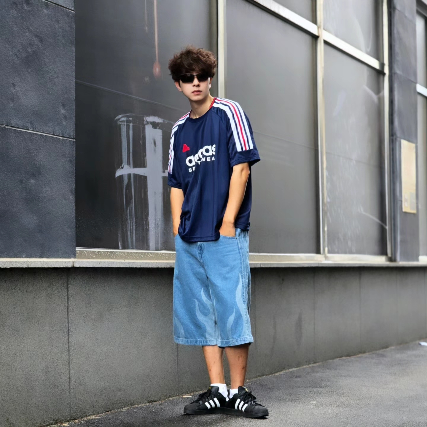 Adidas House of Tiro Nations Pack T-Shirt Team Navy Blue 2 - KR Sizing, Adidas Flames Denim Shorts Blue - KR Sizing 착용 스타일 - 2