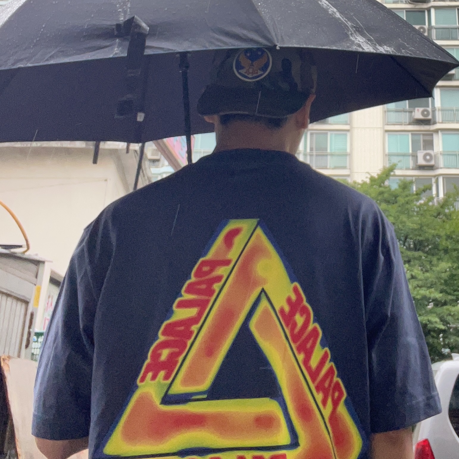 Palace Heat Sensi T-Shirt Navy - 24SS 착용 스타일