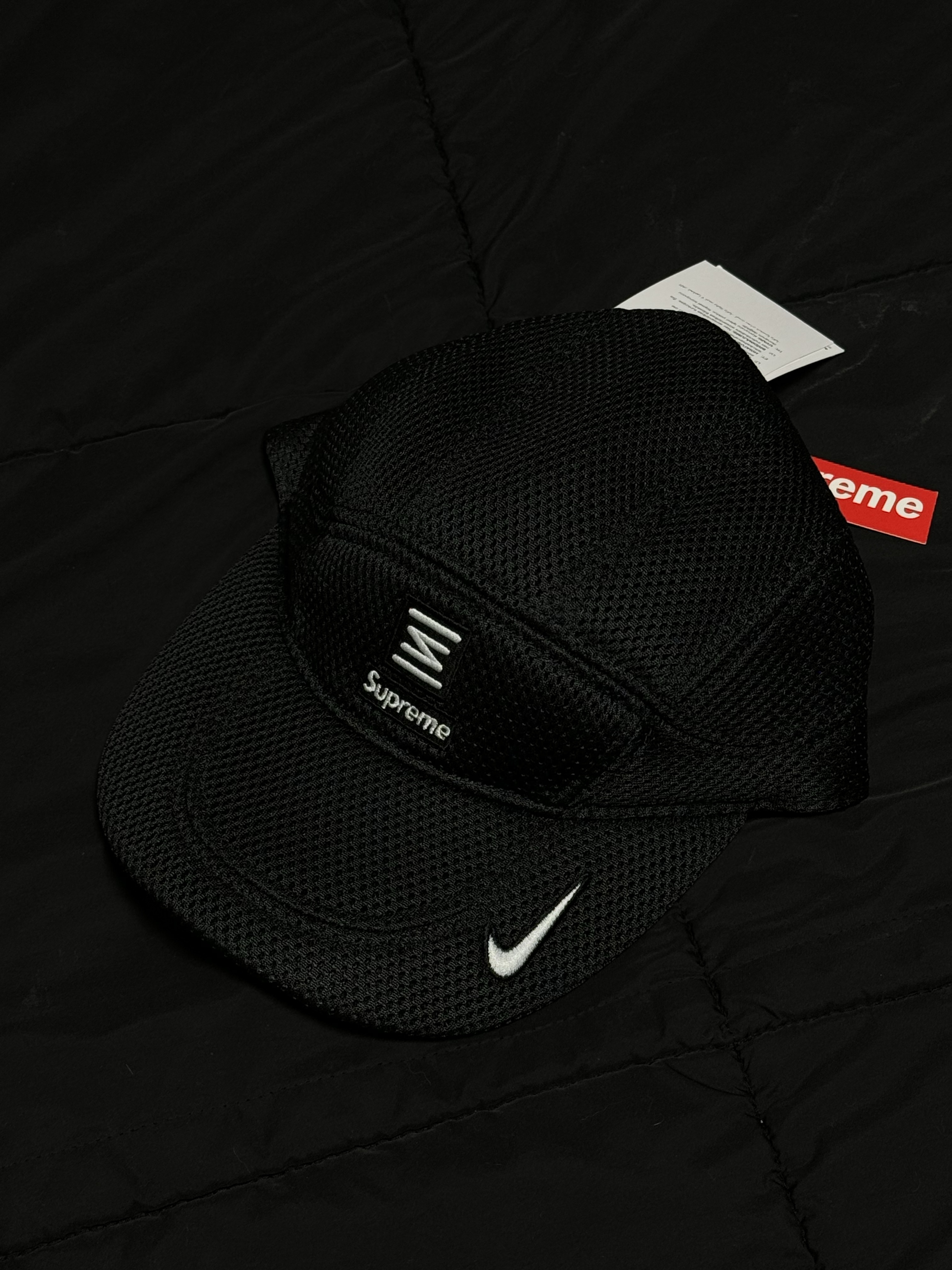Supreme x Nike Shox Running Hat Black - 22SS 착용 스타일