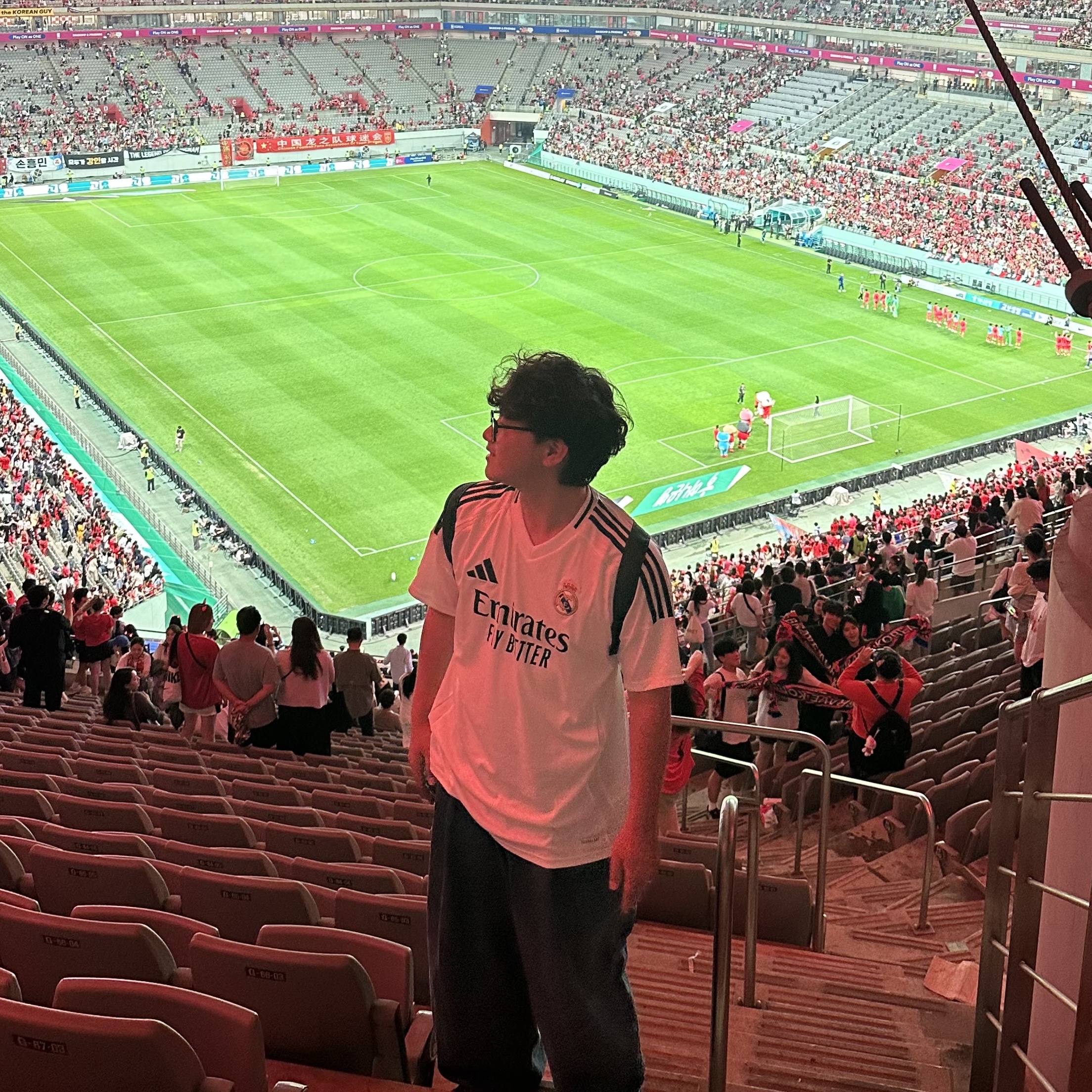 Maison Mihara Yasuhiro Peterson VL OG Sole Canvas Low-top Sneakers Black, Adidas Real Madrid 2024/25 Home Jersey White - KR Sizing (Non Marking Ver.) 착용 스타일 - 3
