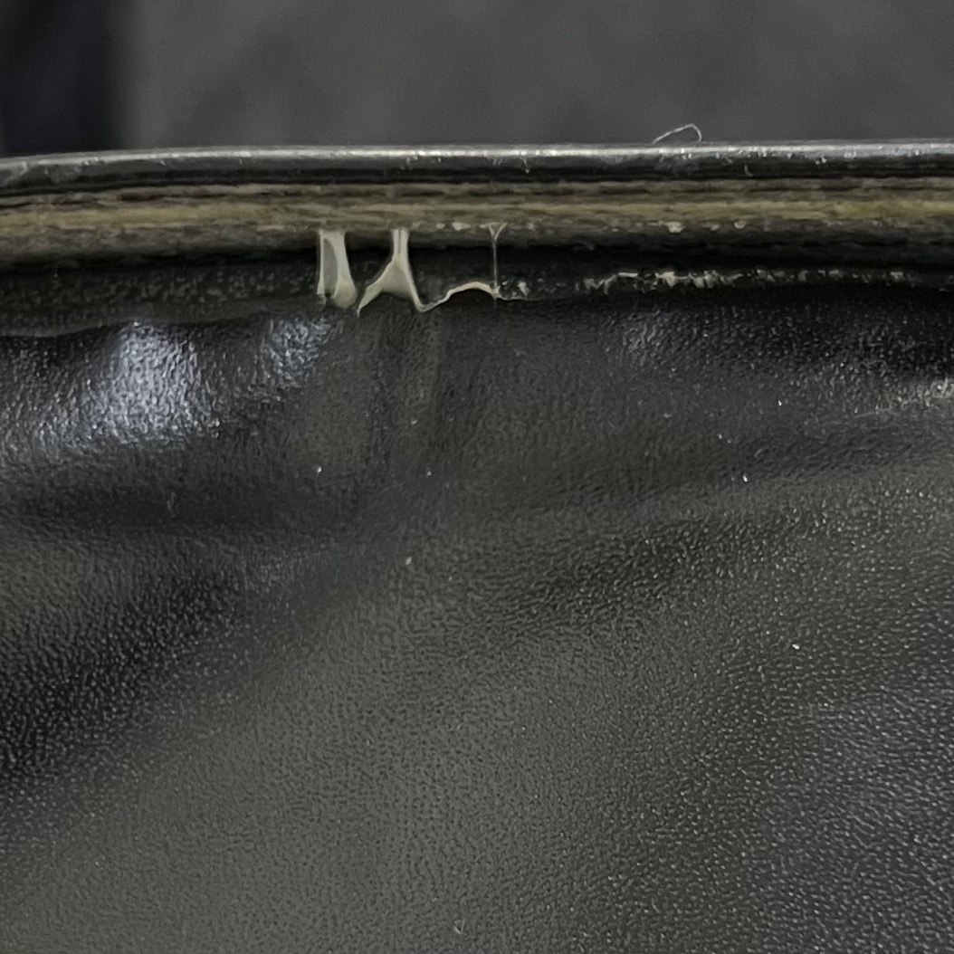 Wooyoungmi Square Mini Bag Black 착용 스타일 - 2