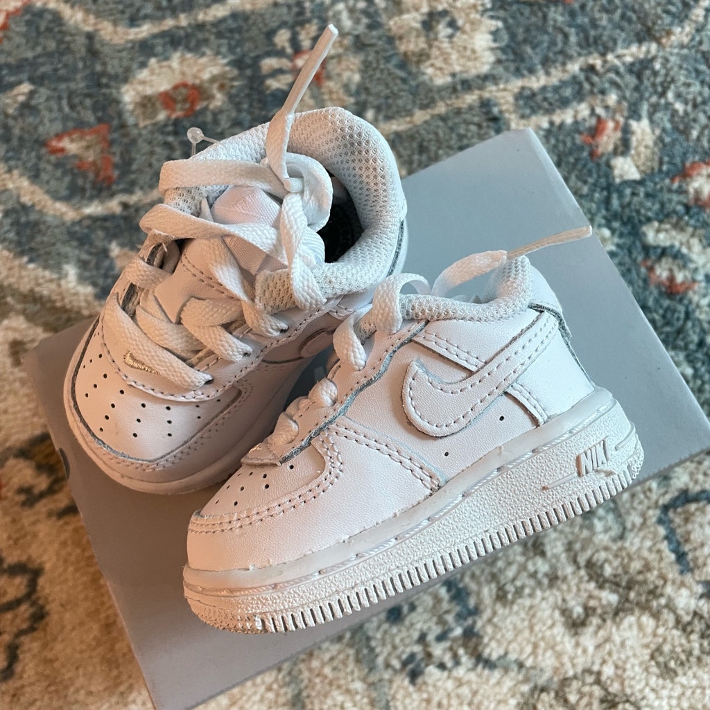 (TD) Nike Force 1 LE White 착용 스타일 - 1