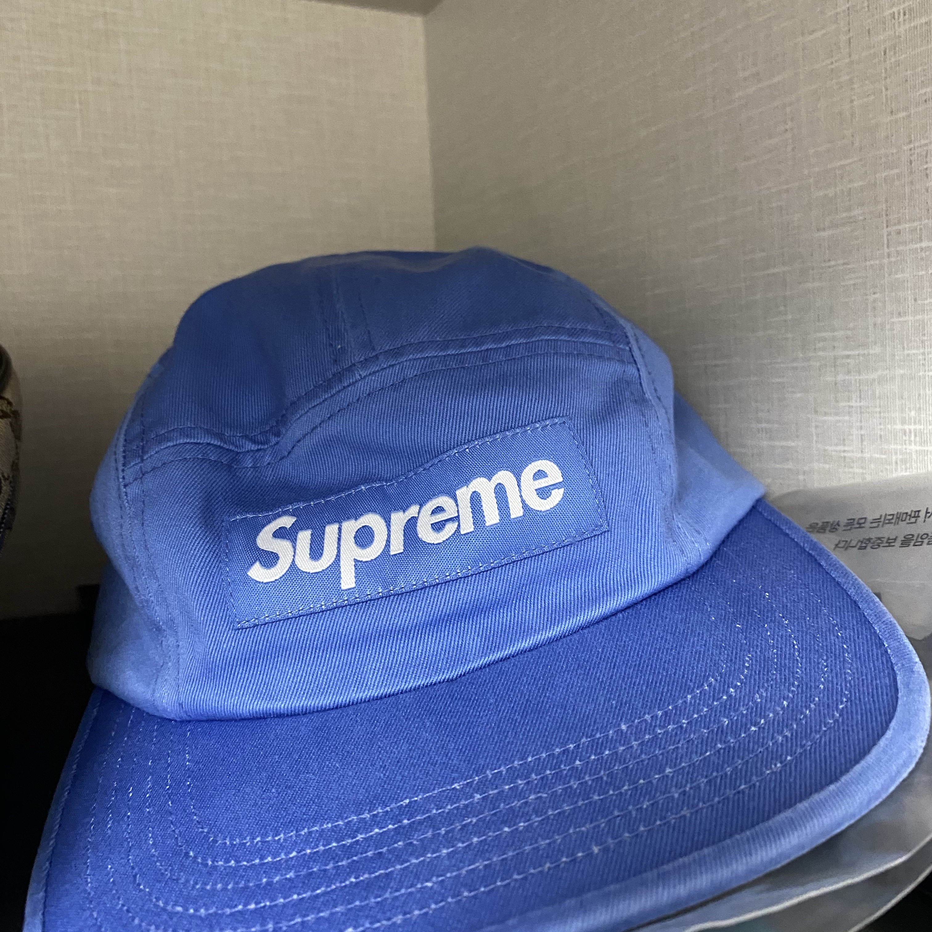 Supreme Washed Chino Twill Camp Cap Light Royal - 24SS 착용 스타일