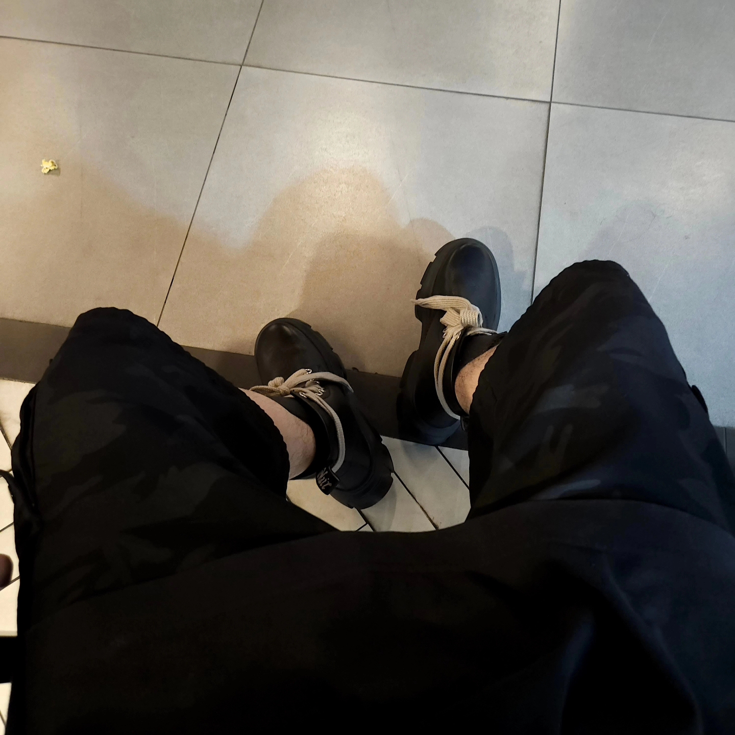 Dr. Martens x Rick Owens 1460 DMXL Jumbo Lace Boots Black 착용 스타일 - 3