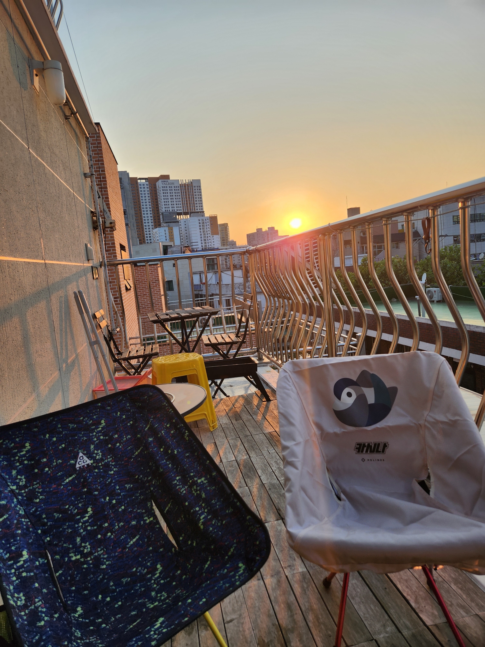 Helinox x Kasina Chair Cover Won-Ang Male, Helinox x Kasina Chair Cover Won-Ang Female 착용 스타일