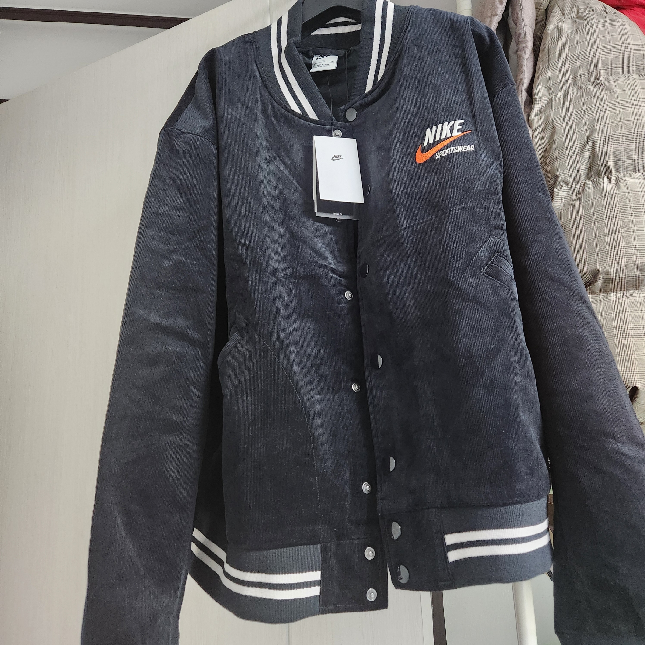 Nike NSW Trend Bomber Jacket Black - Asia 착용 스타일