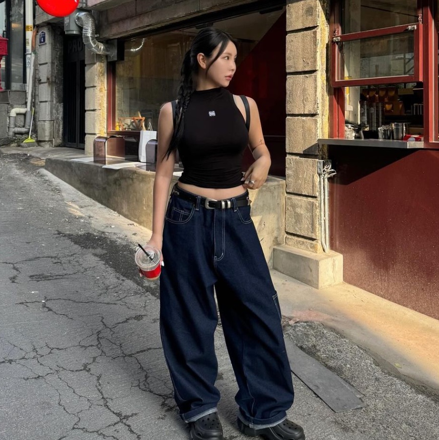 Cotchs Star Denim Pants 착용 스타일