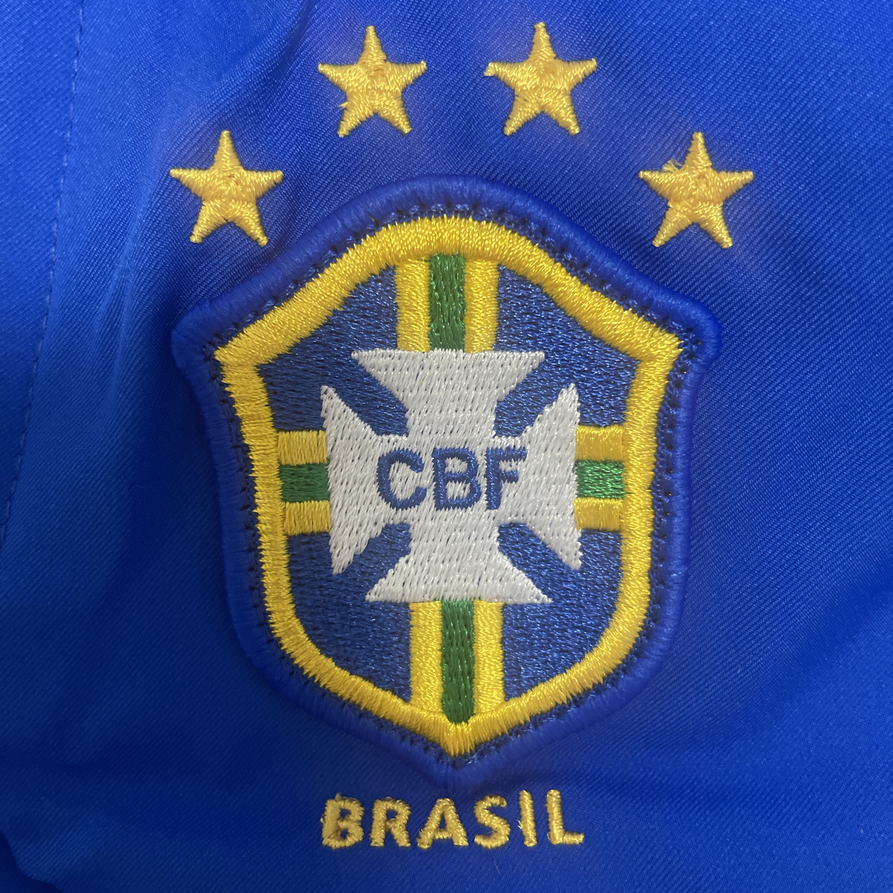 Nike Brazil 1998 Reissue Soccer Replica Track Pants Lyon Blue (FZ6716-438) 착용 스타일
