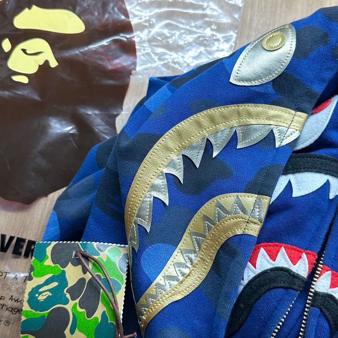 BAPE Color Camo Double Shark Full Zip Hoodie Navy Blue 착용 스타일