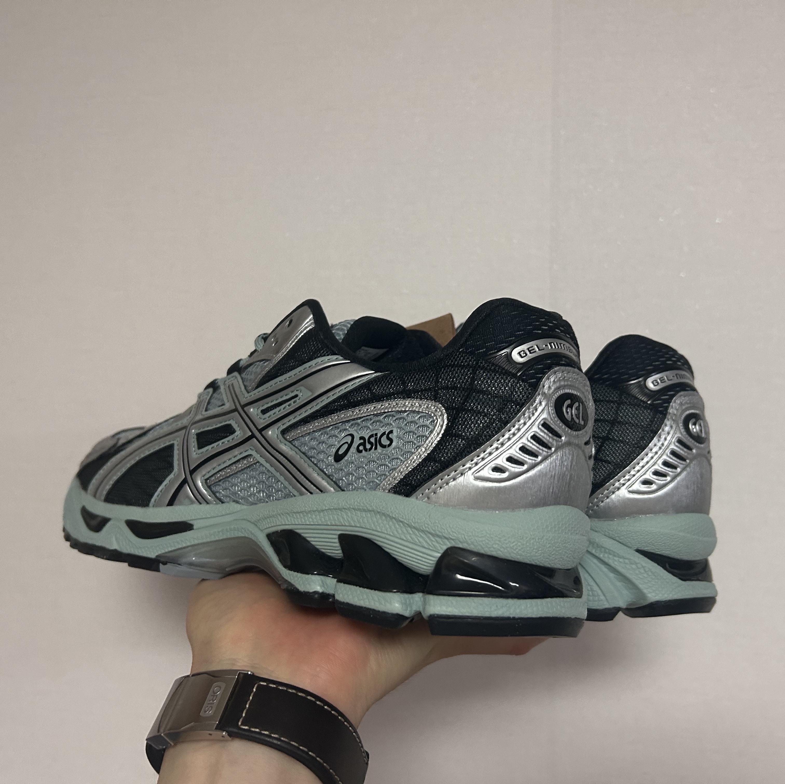Asics Gel-Nimbus 10.1 Ocean Haze Pure Silver 착용 스타일 - 3