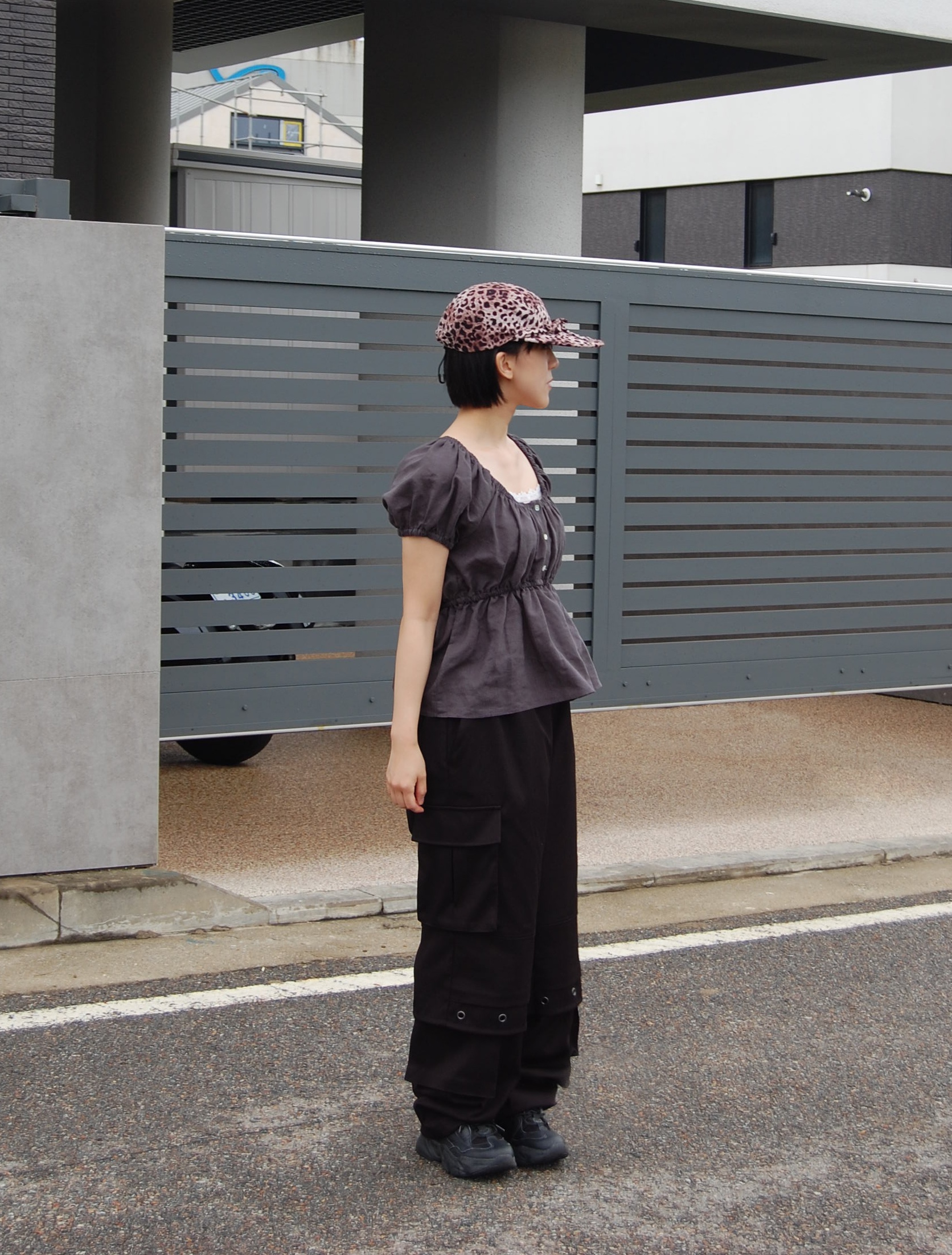 YOUCHE QS Duck Cap Leopard 착용 스타일