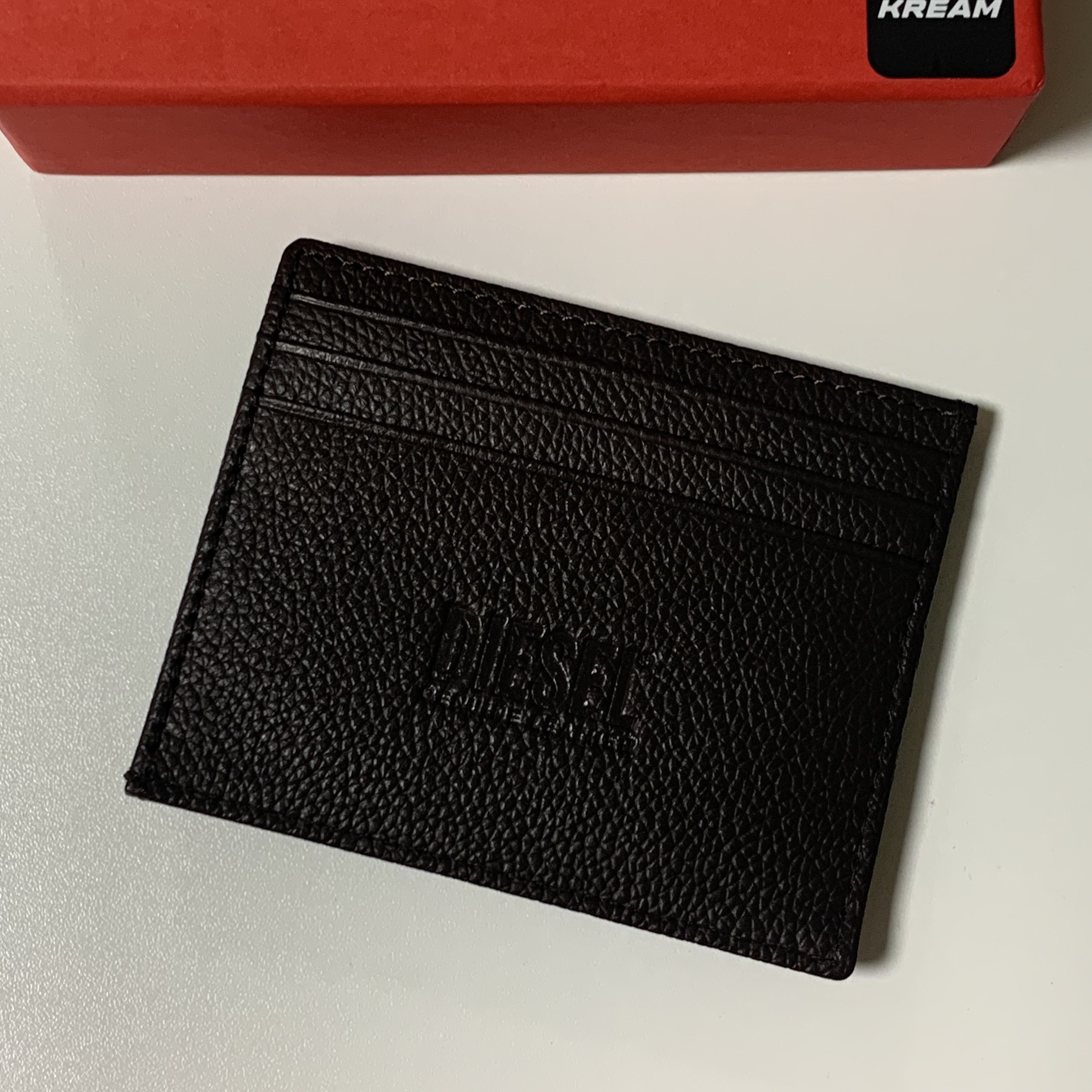 Diesel Johnny Card Case Brown 착용 스타일 - 1