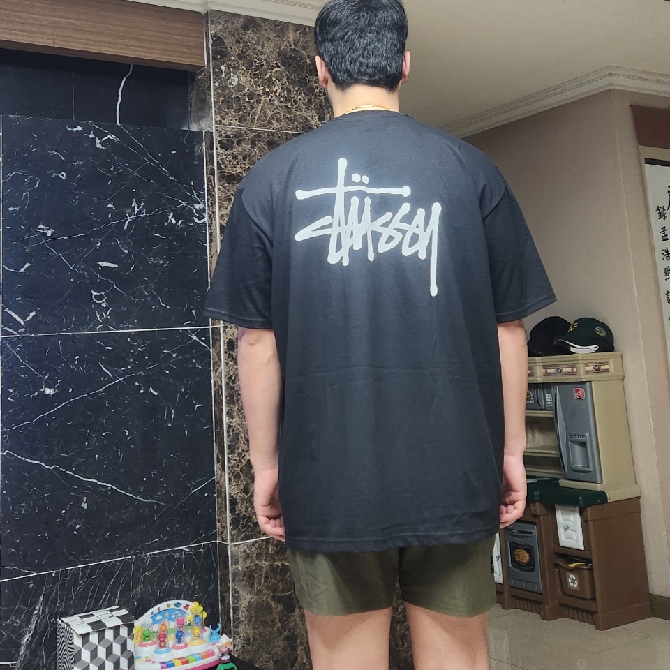 Stussy Basic Stussy T-Shirt Black 2024, 2025 착용 스타일