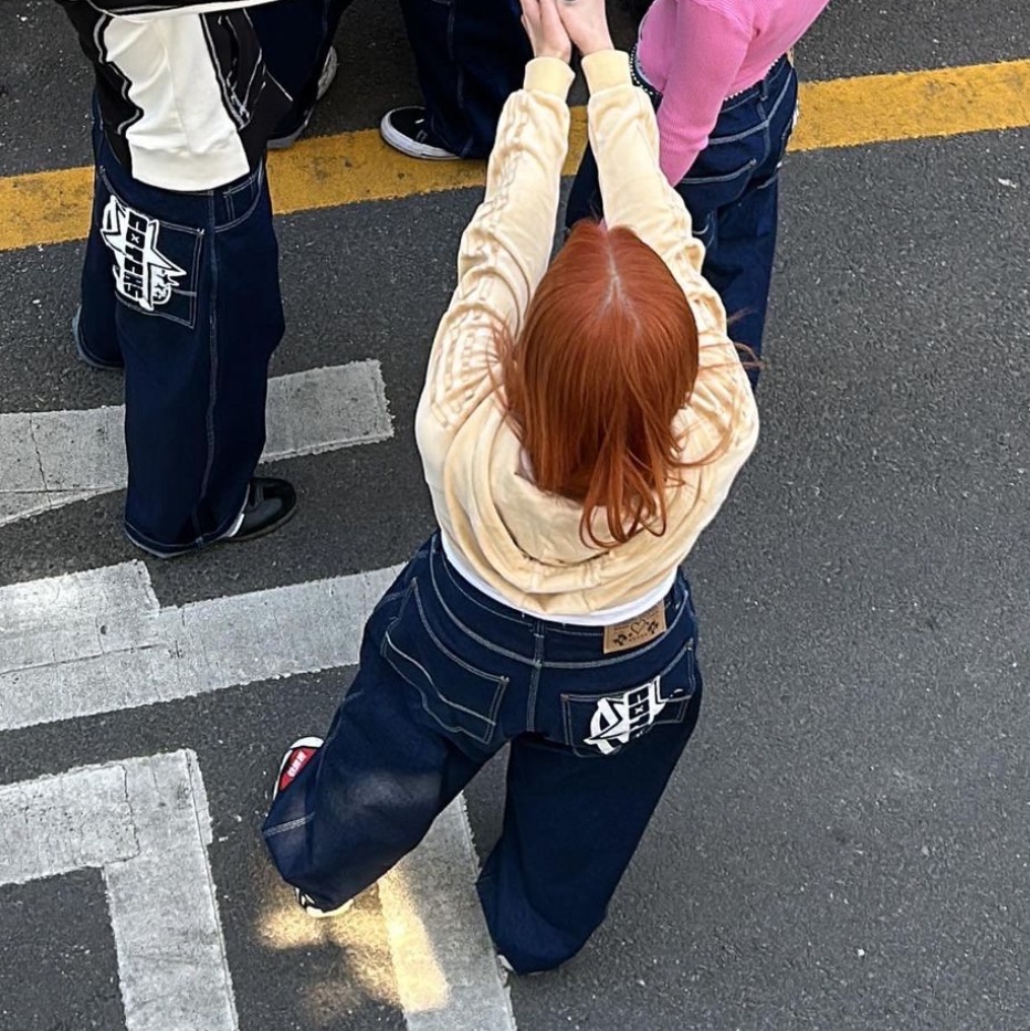 Cotchs Star Denim Pants 착용 스타일