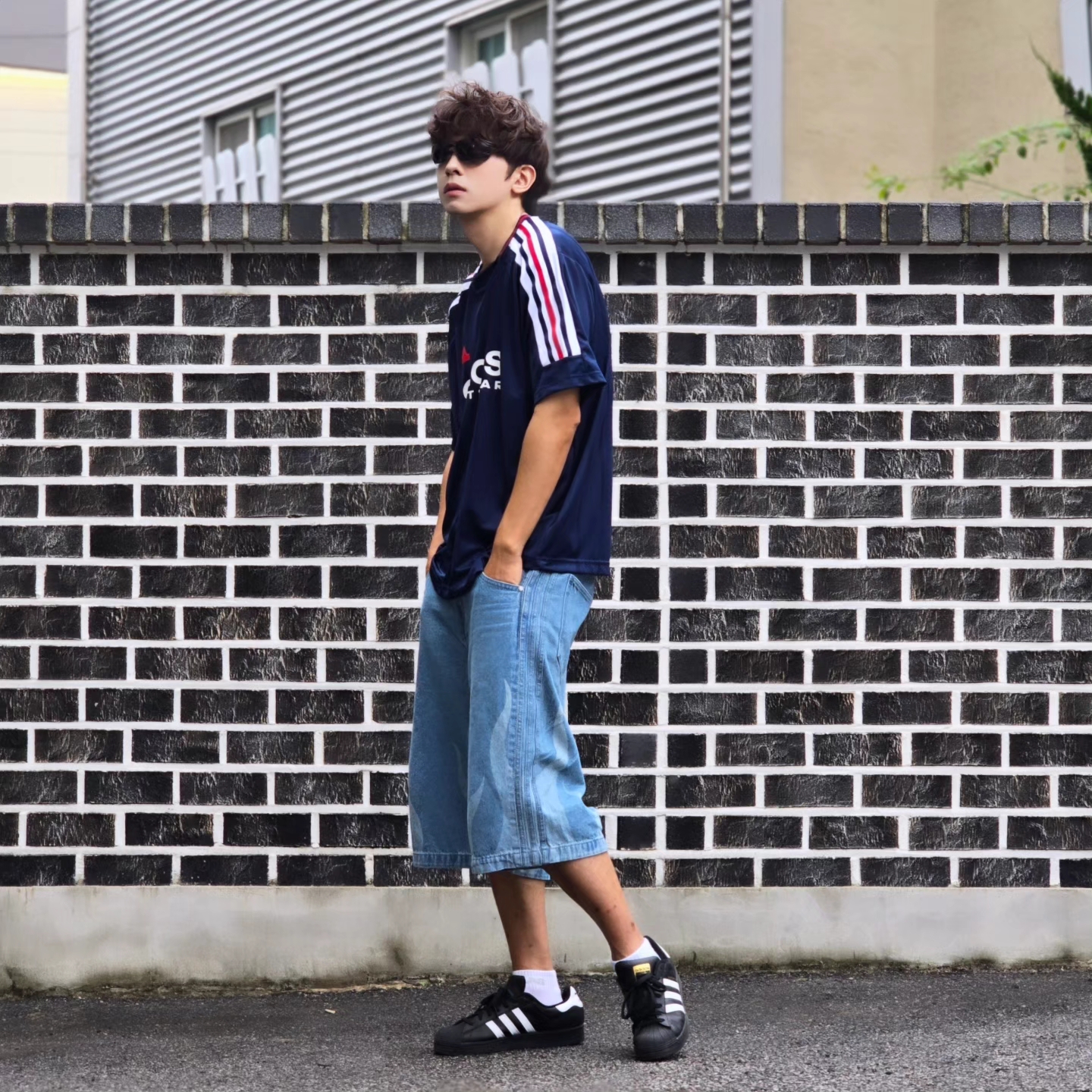 Adidas House of Tiro Nations Pack T-Shirt Team Navy Blue 2 - KR Sizing, Adidas Flames Denim Shorts Blue - KR Sizing 착용 스타일 - 3